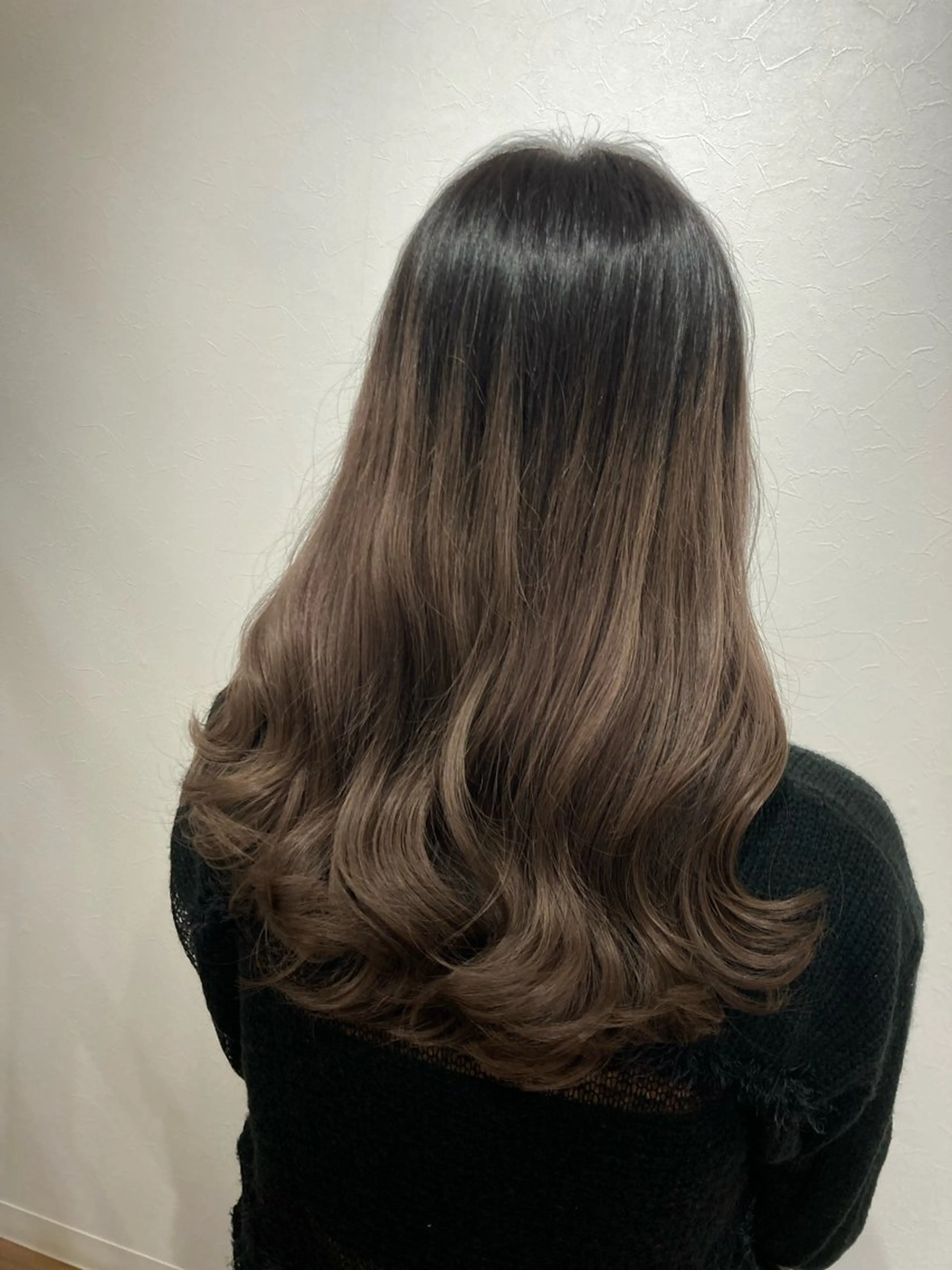 ロング ロング カット ヘッドスパ HUES（ヒューズ）所属・無料カットモデル✂️ 城下竜二のヘアスタイル