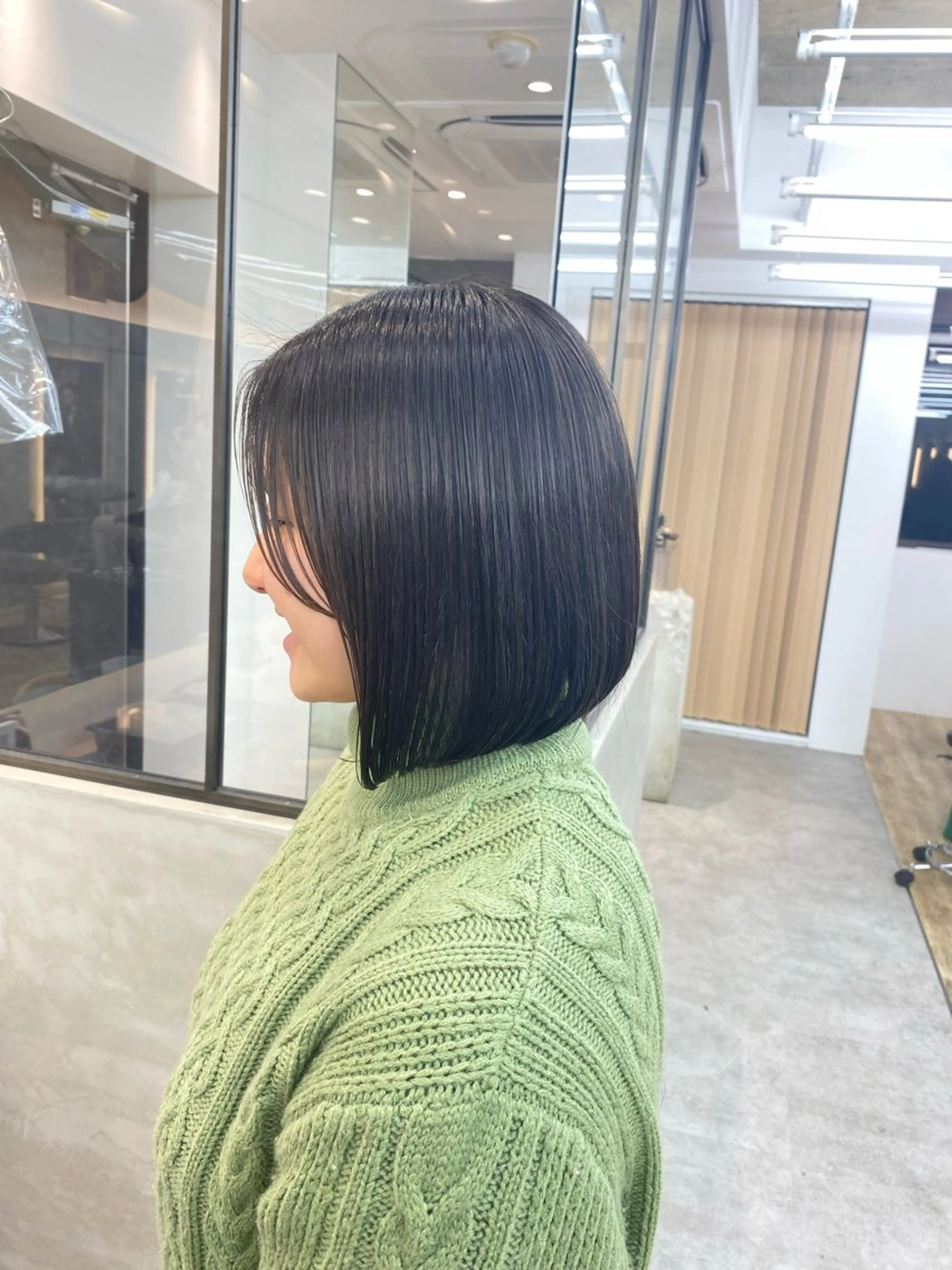 ショート パーマ 前下がりボブ ボブ ボブ縮毛矯正 韓国レイヤーRINAのヘアスタイル