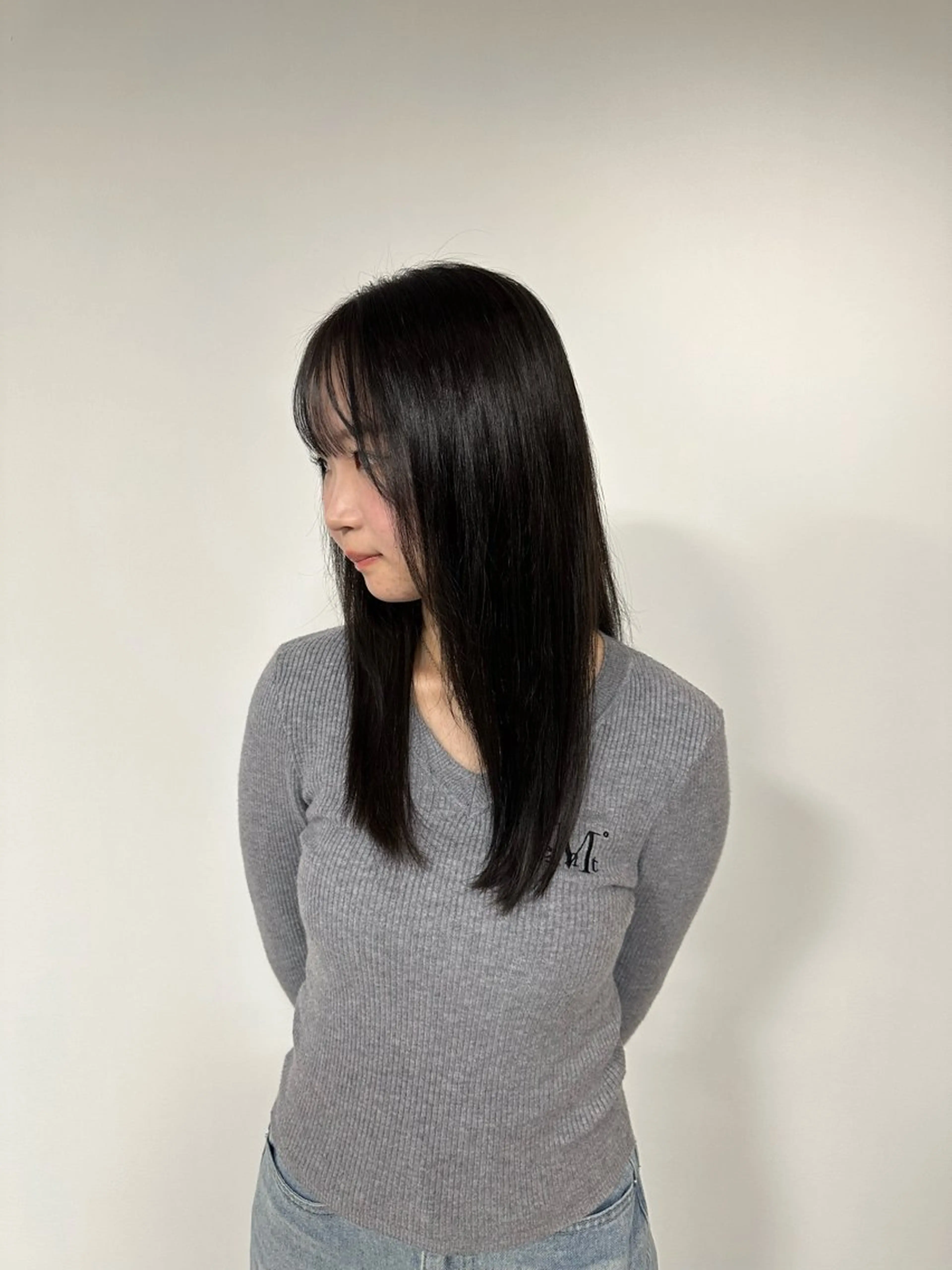 セミロング カラー ヘアカラー 山田 花帆のヘアスタイル