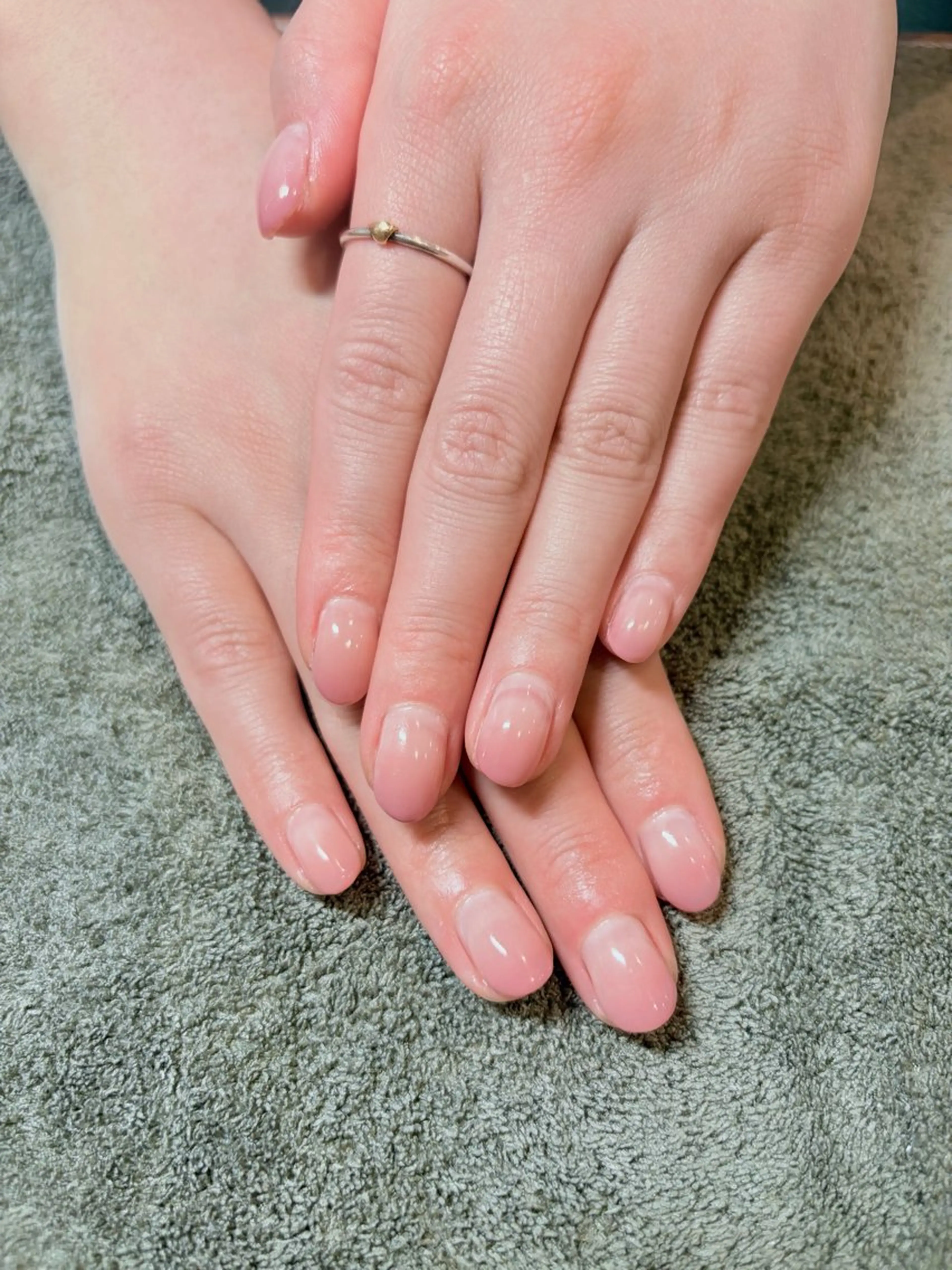 ネイル LOOPS目黒所属・LOOPS目黒店 まなみのネイルデザイン