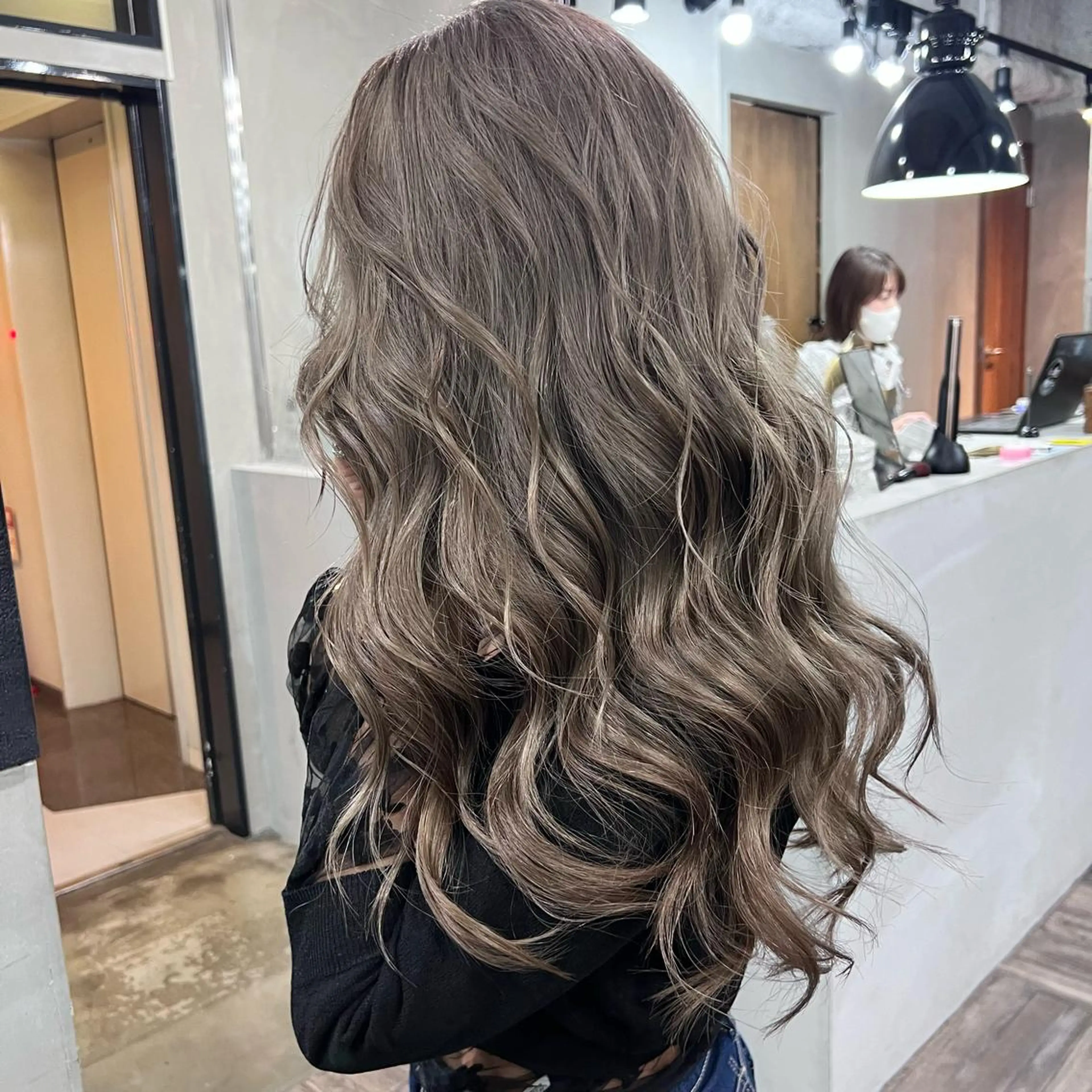 ロング カラー カット ヘアカラー トリートメント Pe Pe所属・🌕PePe　菅 タイシ🌕のヘアスタイル