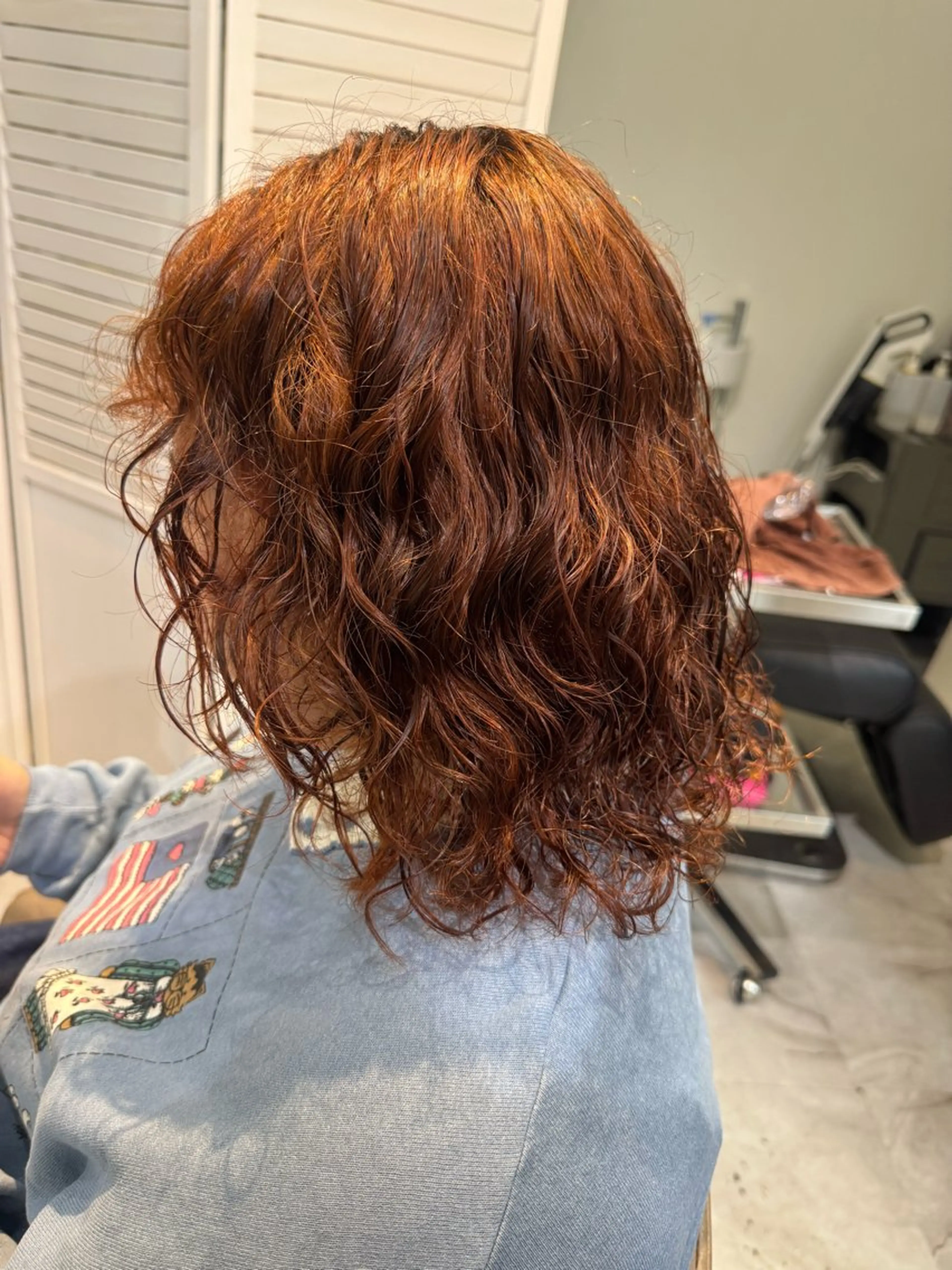 ミディアム パーマ ミディアムパーマ スパイラルパーマ カット パーマ トリートメント Fuu.by lupine所属・22日空きあり 🌟misatoのヘアスタイル