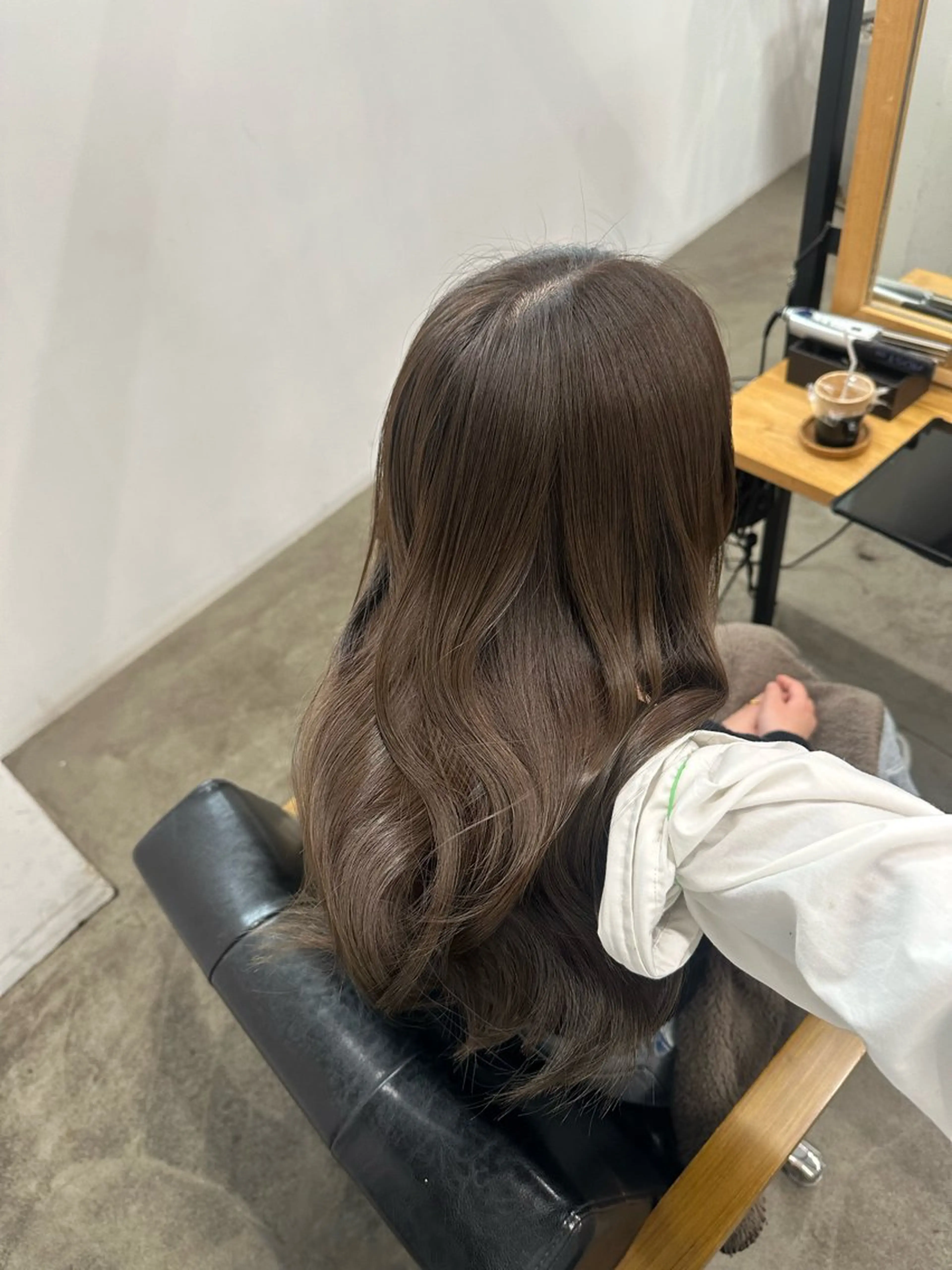 セミロング ひろし/髪質改善/ 縮毛矯正/上品✨のヘアスタイル