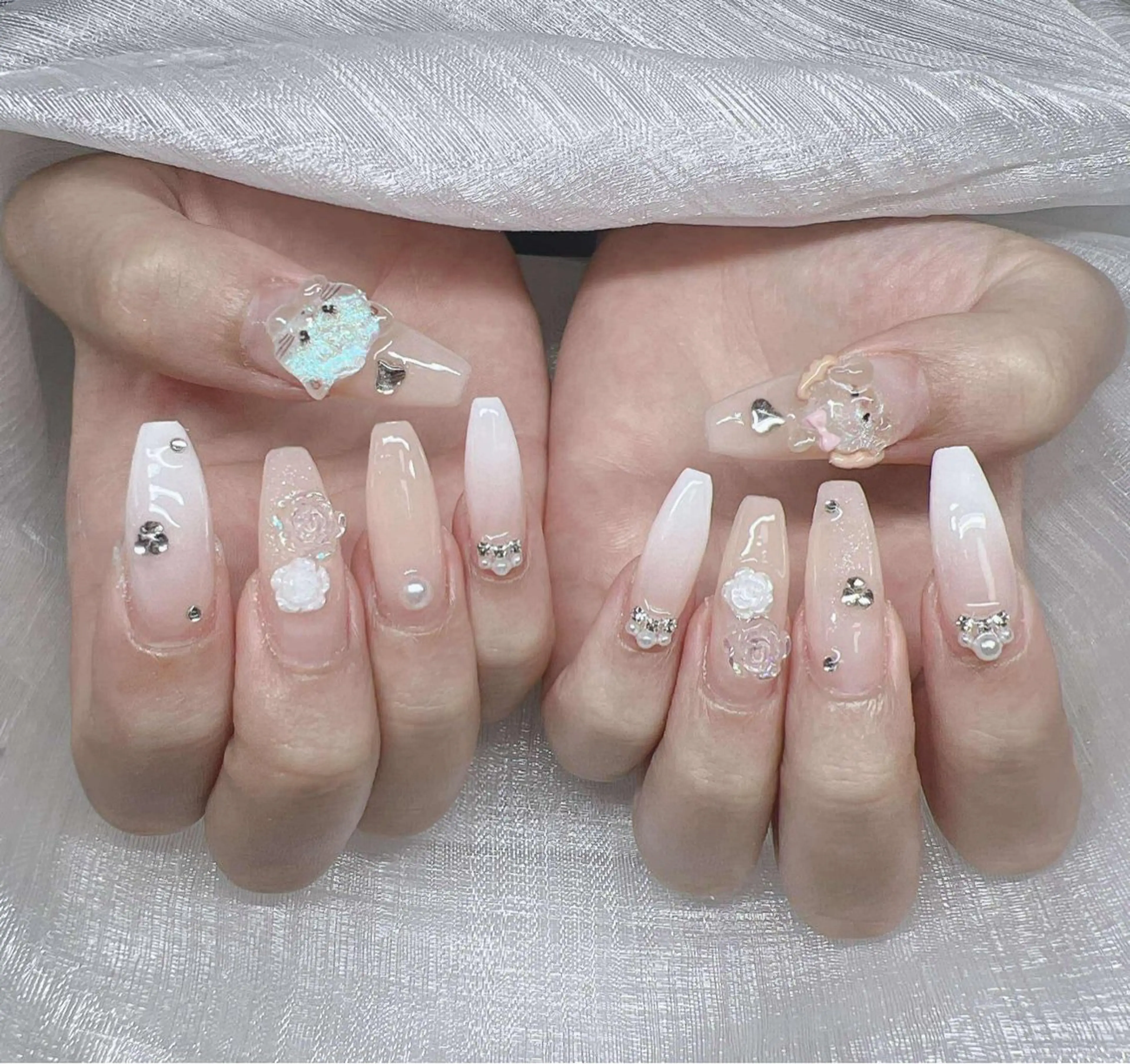 ネイル ハンドネイル Lee Nailsのネイルデザイン