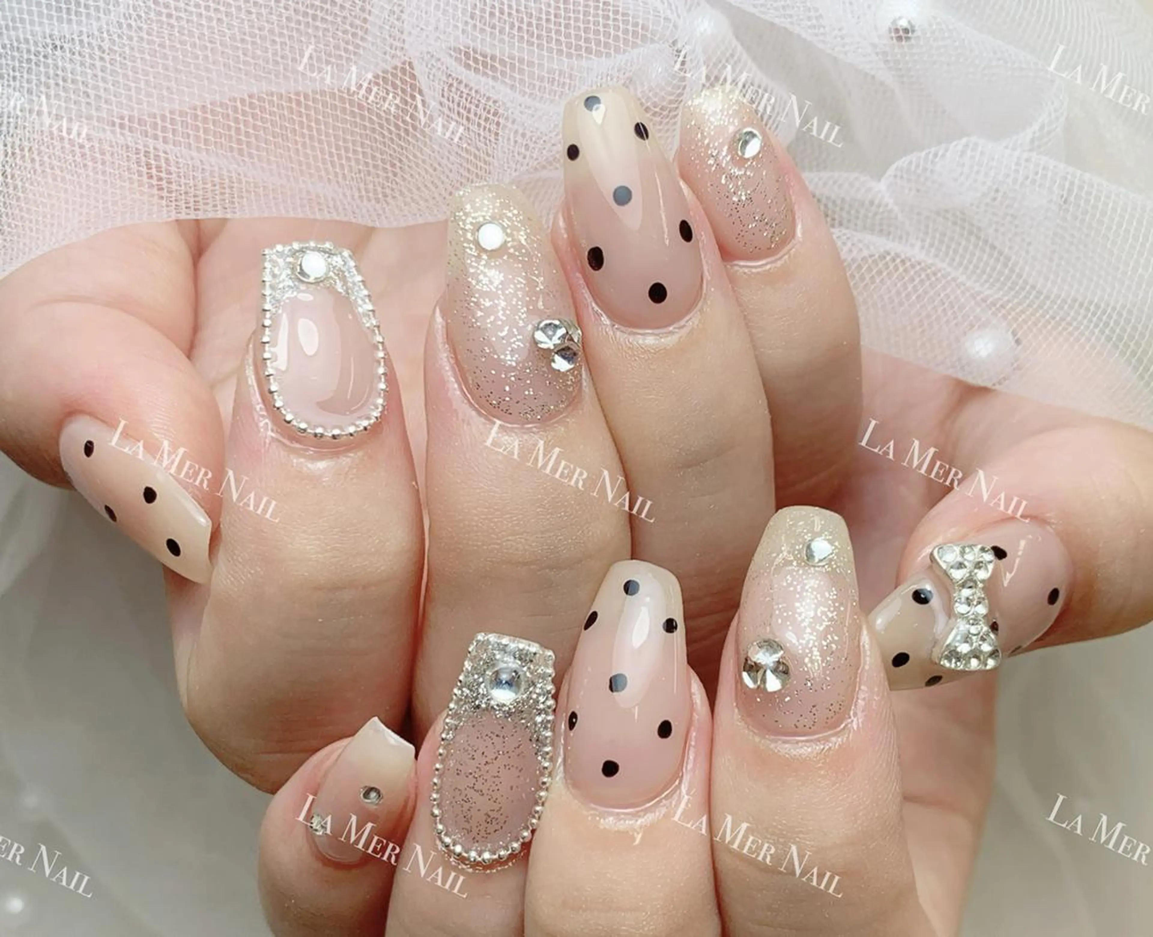 ネイル ✨荒木 🌙のネイルデザイン