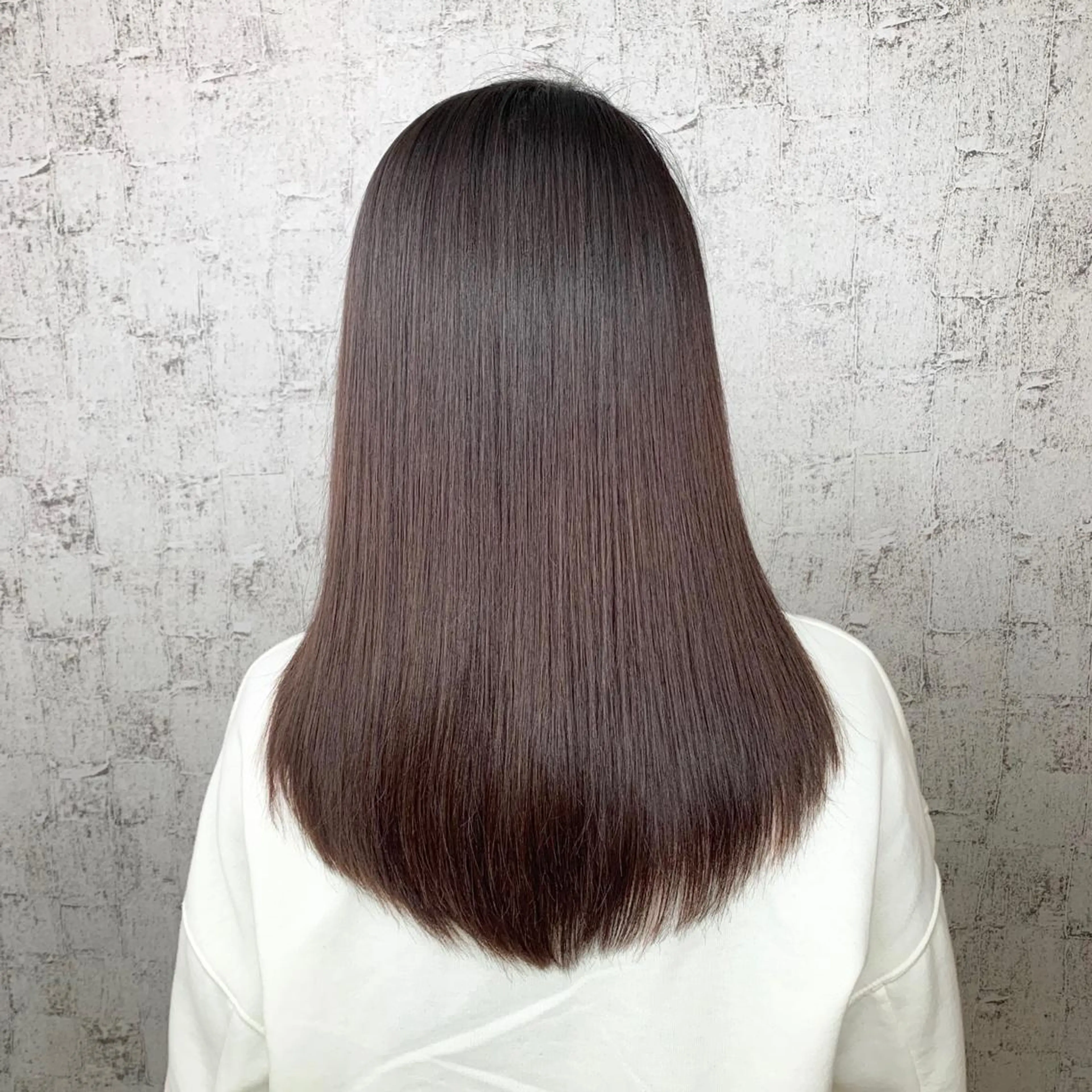 カット+「髪質改善🍃酸熱トリートメント🍃ダメージが多いほど効果を実感できる☘️」の写真