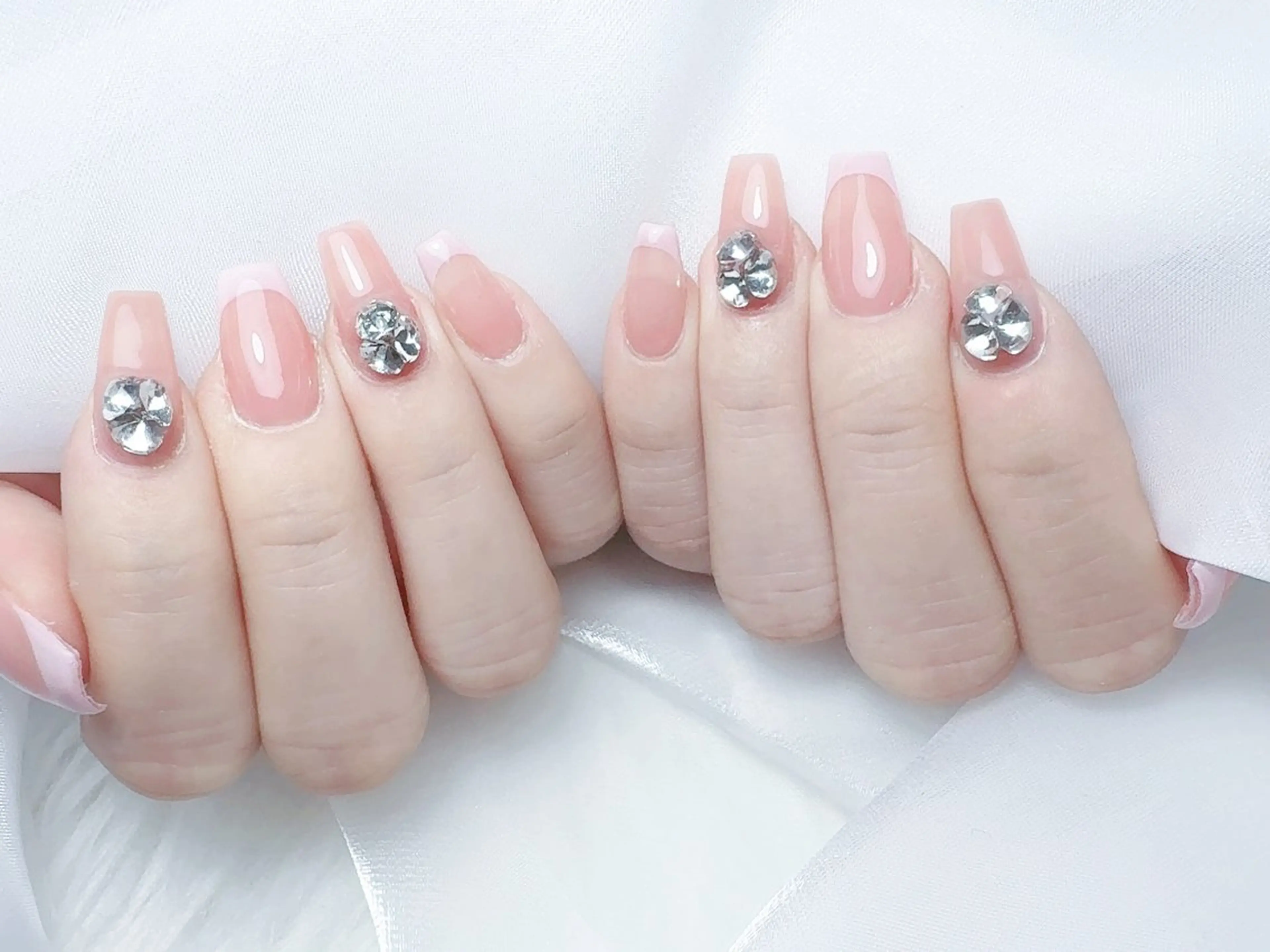 ネイル ハンドネイル M🌷nail 長さだし専門店のネイルデザイン