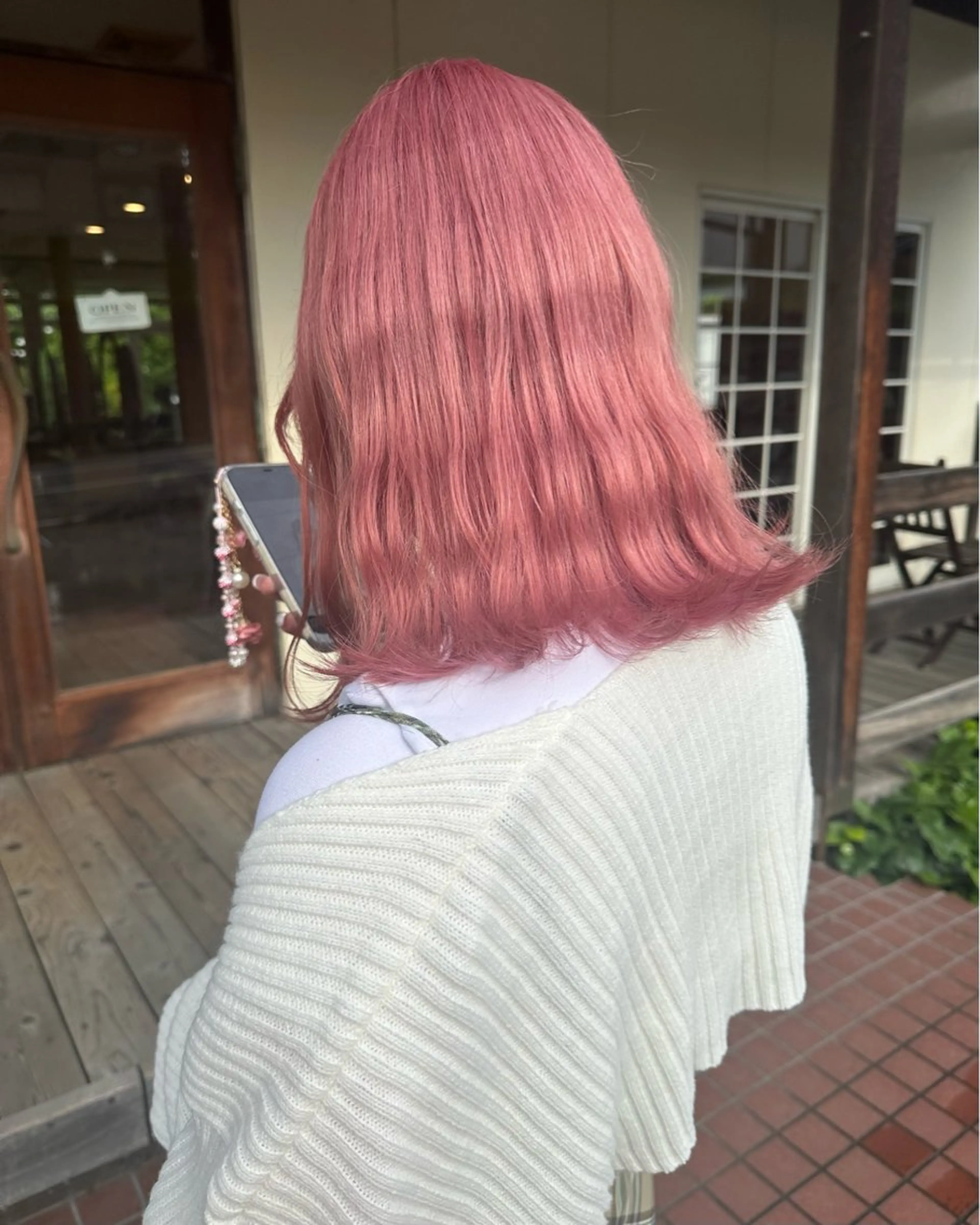 全頭ブリーチ➕カラー🩶🖤の写真