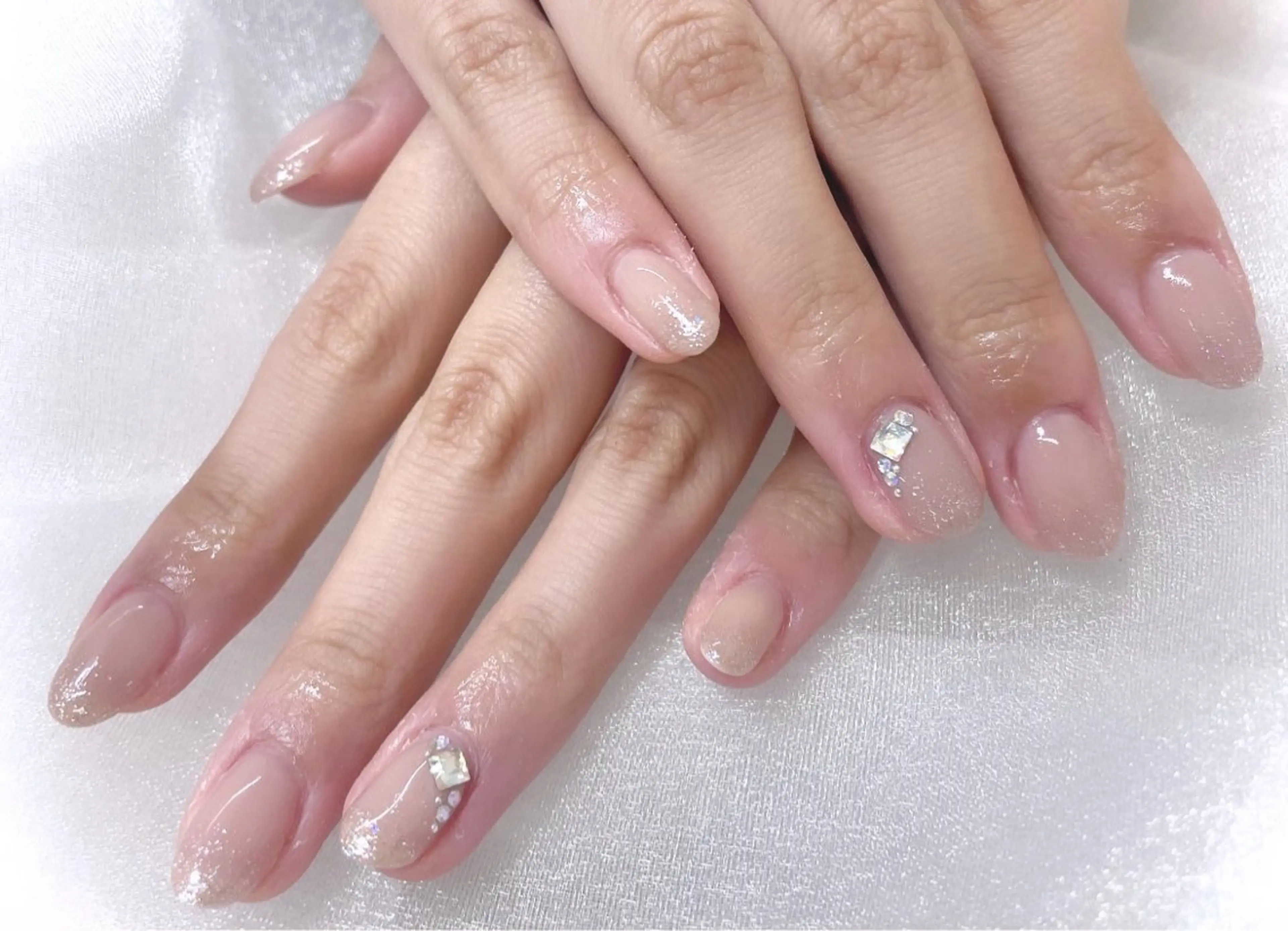 ネイル Nail salon s.k.所属・Nailist. emiのネイルデザイン