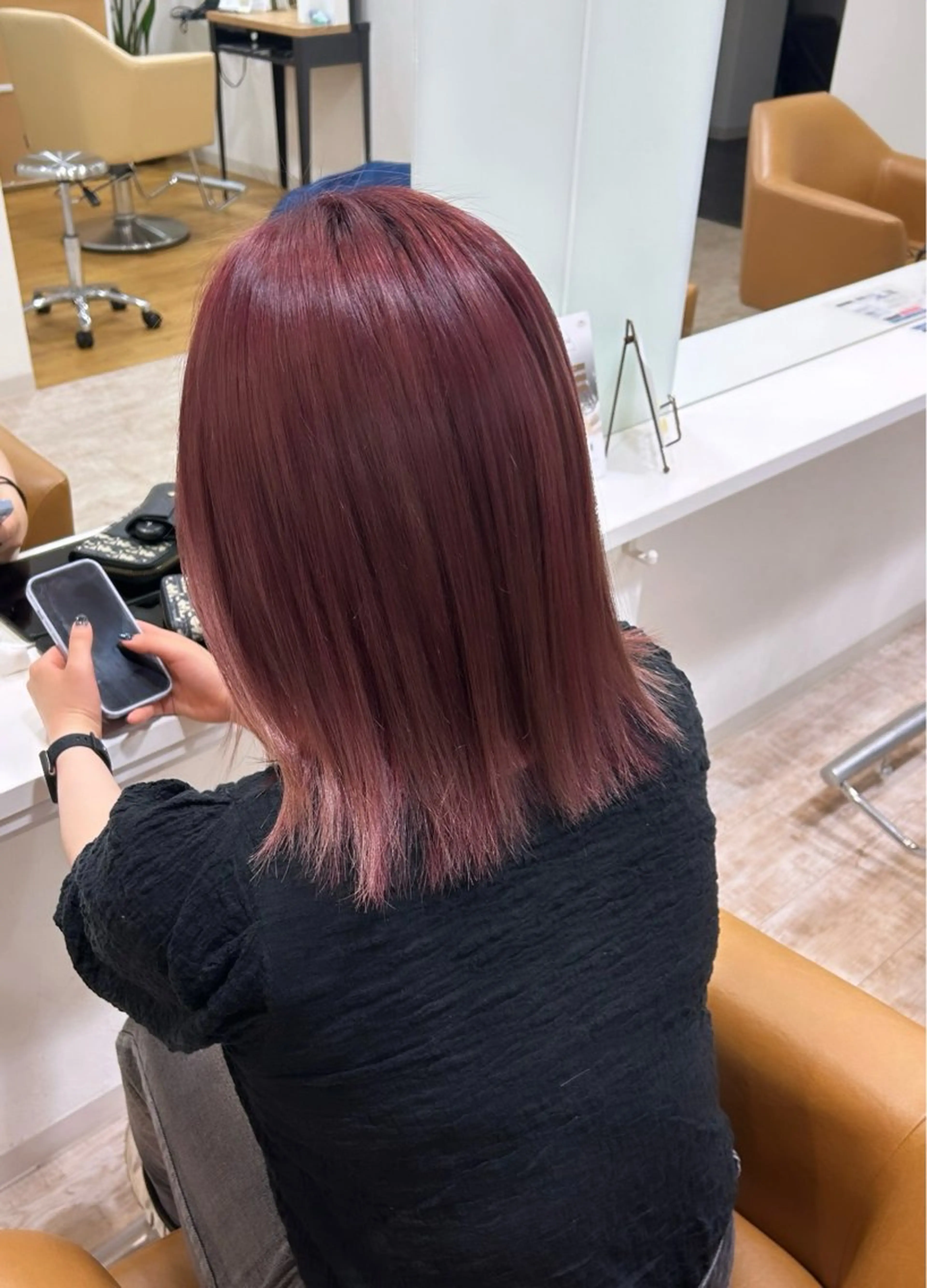 カラー ヘアカラー 渡辺 望愛のヘアスタイル