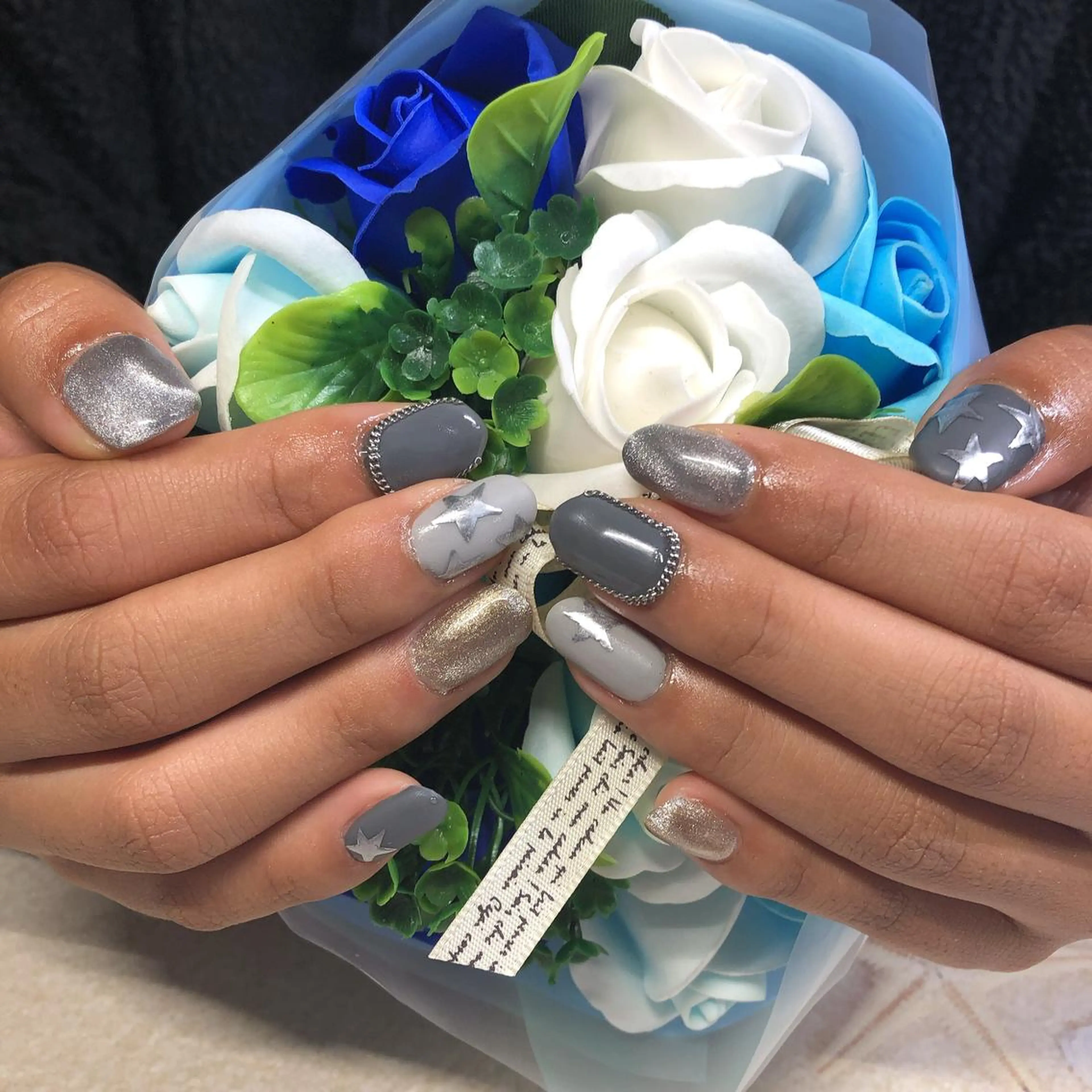 ネイル 持ち込み 奥園 良恵のネイルデザイン