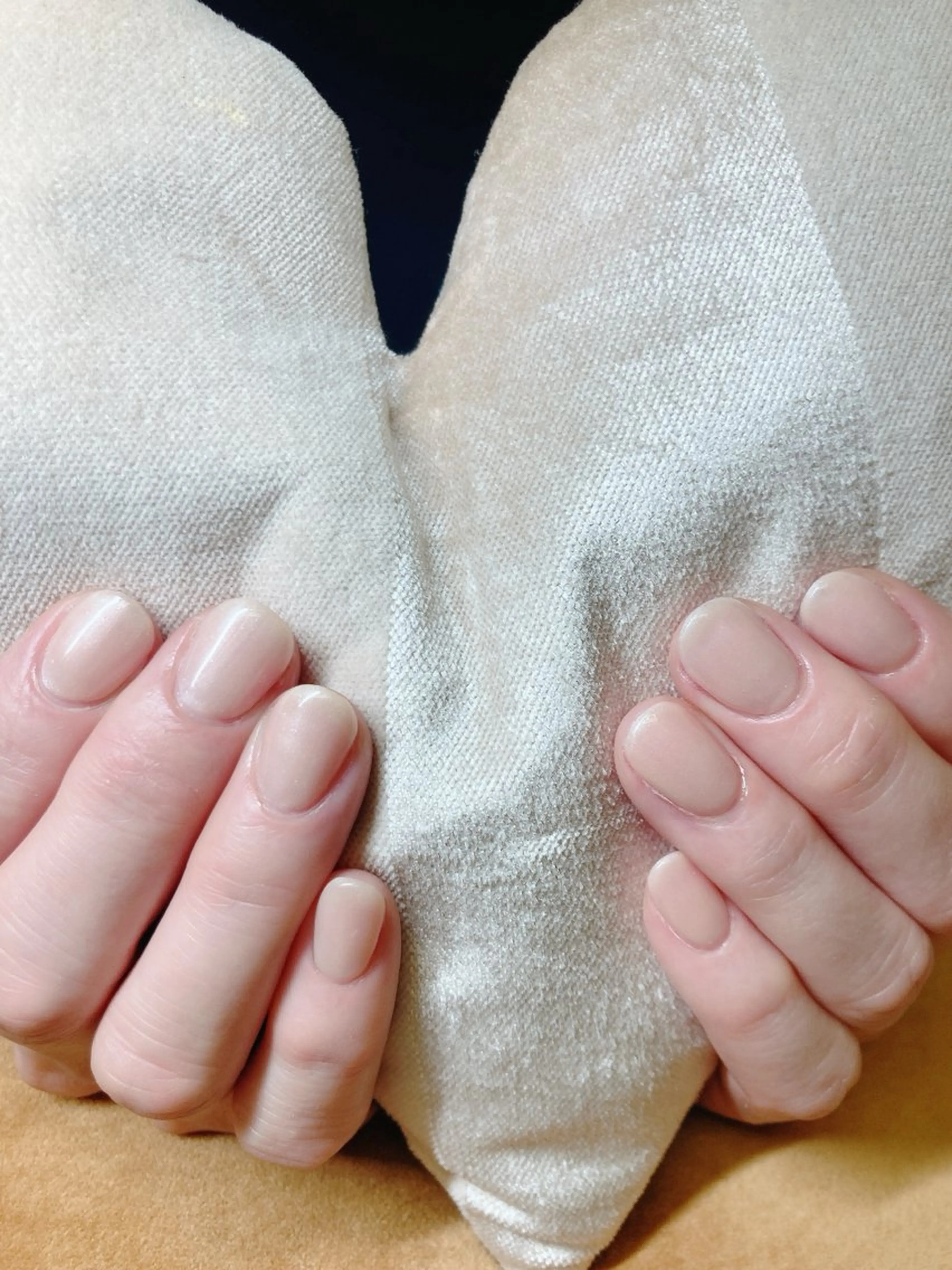 ネイル ECLAT エクラ所属・寺山 千鶴のネイルデザイン