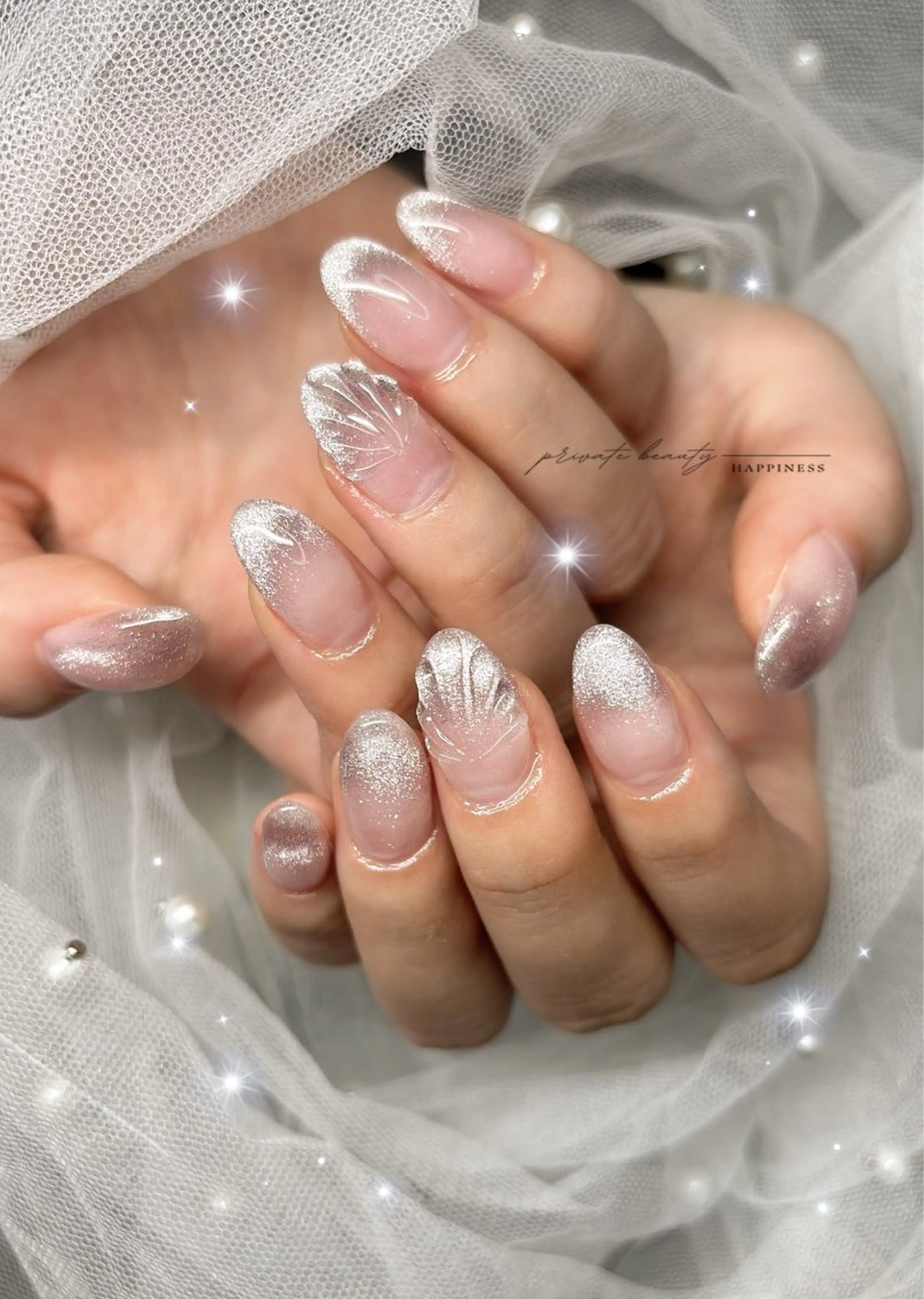 ネイル フレンチネイル 韓国ネイル ロングネイル マグネットネイル 持ち込み happiness nailのネイルデザイン