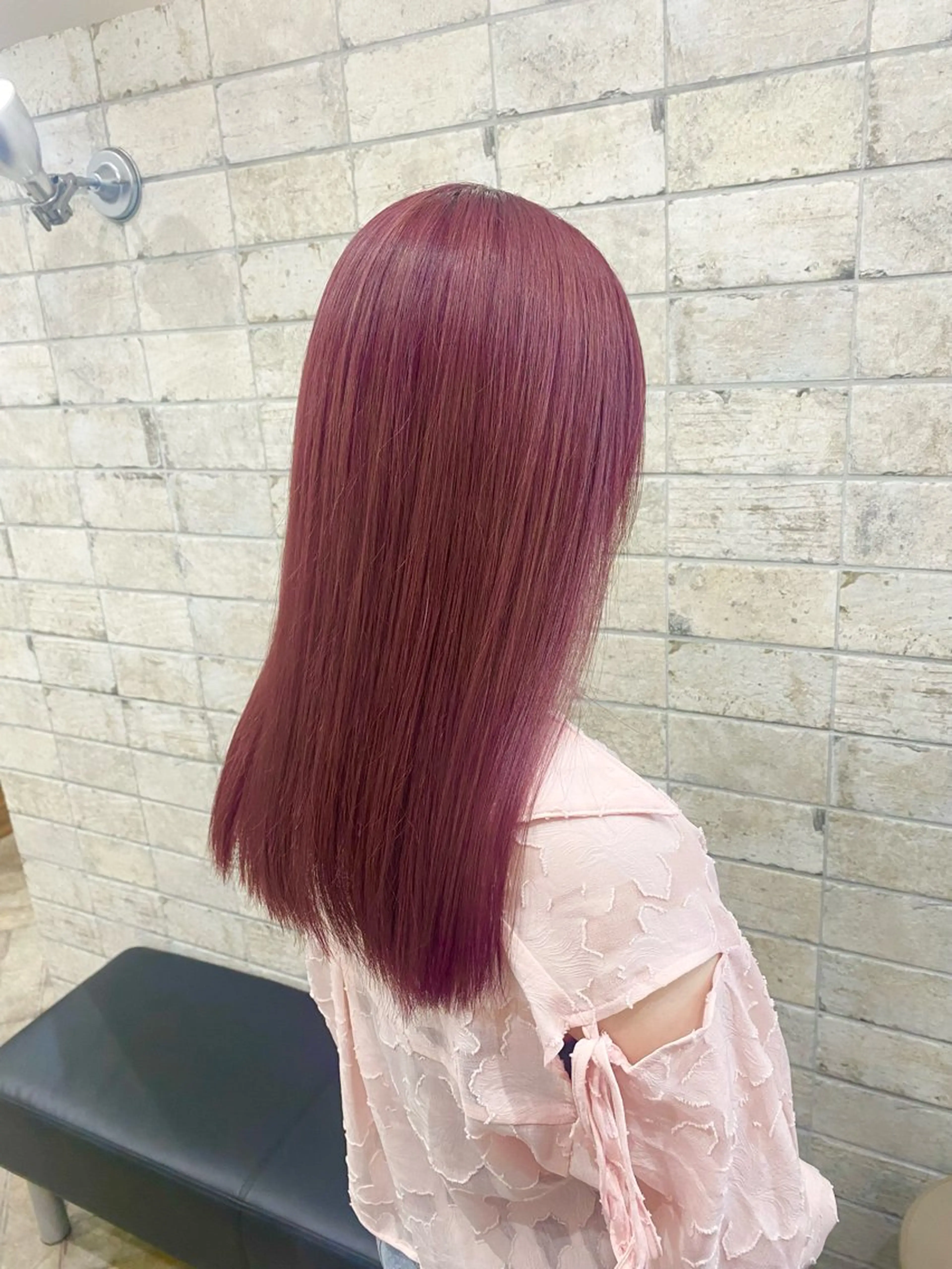 セミロング カラー ブリーチ ピンクカラー ヘアカラー 店長 奈須 雄紀のヘアスタイル