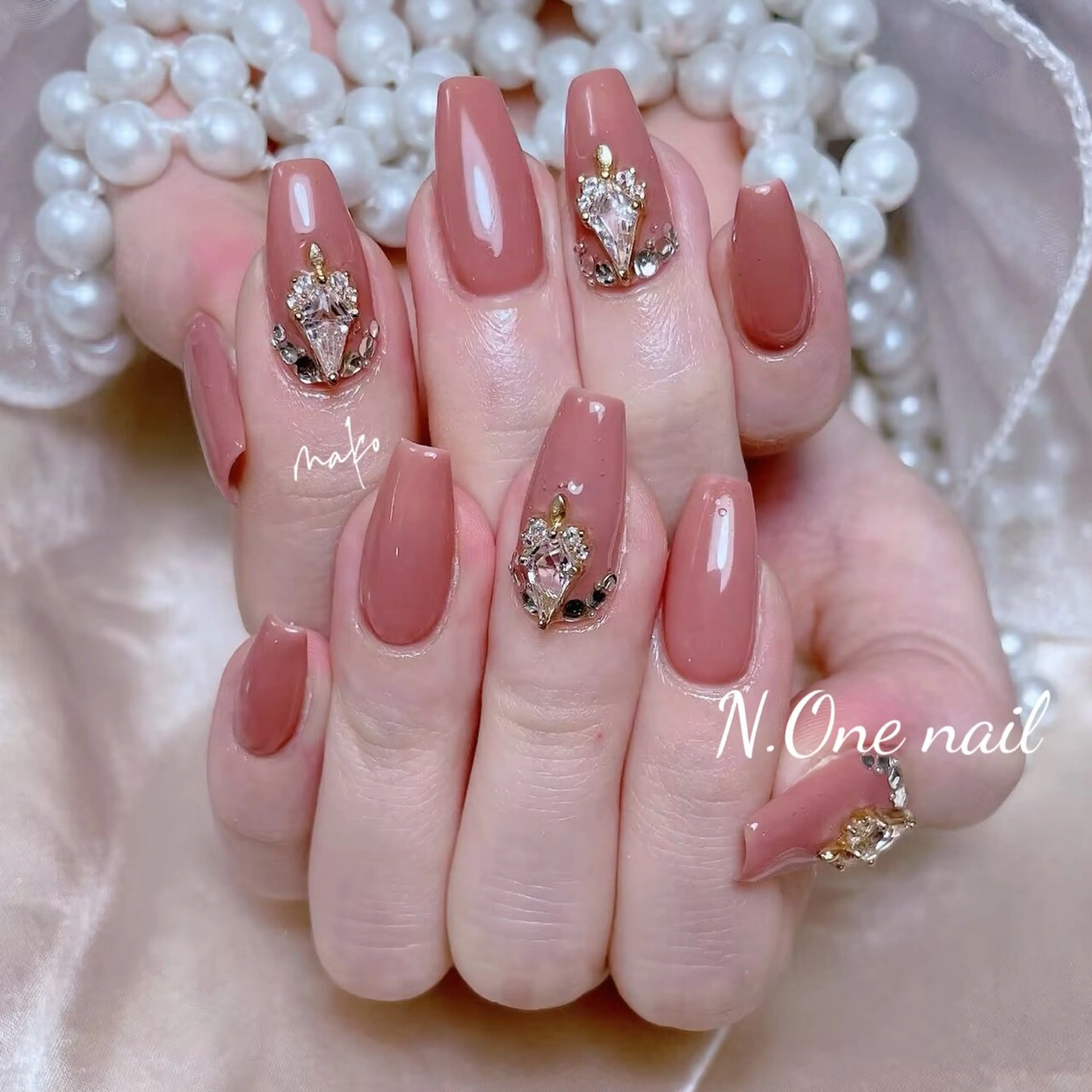 ネイル ハンドネイル 長いだし/スカルプ/ パラシェルN.oneのネイルデザイン