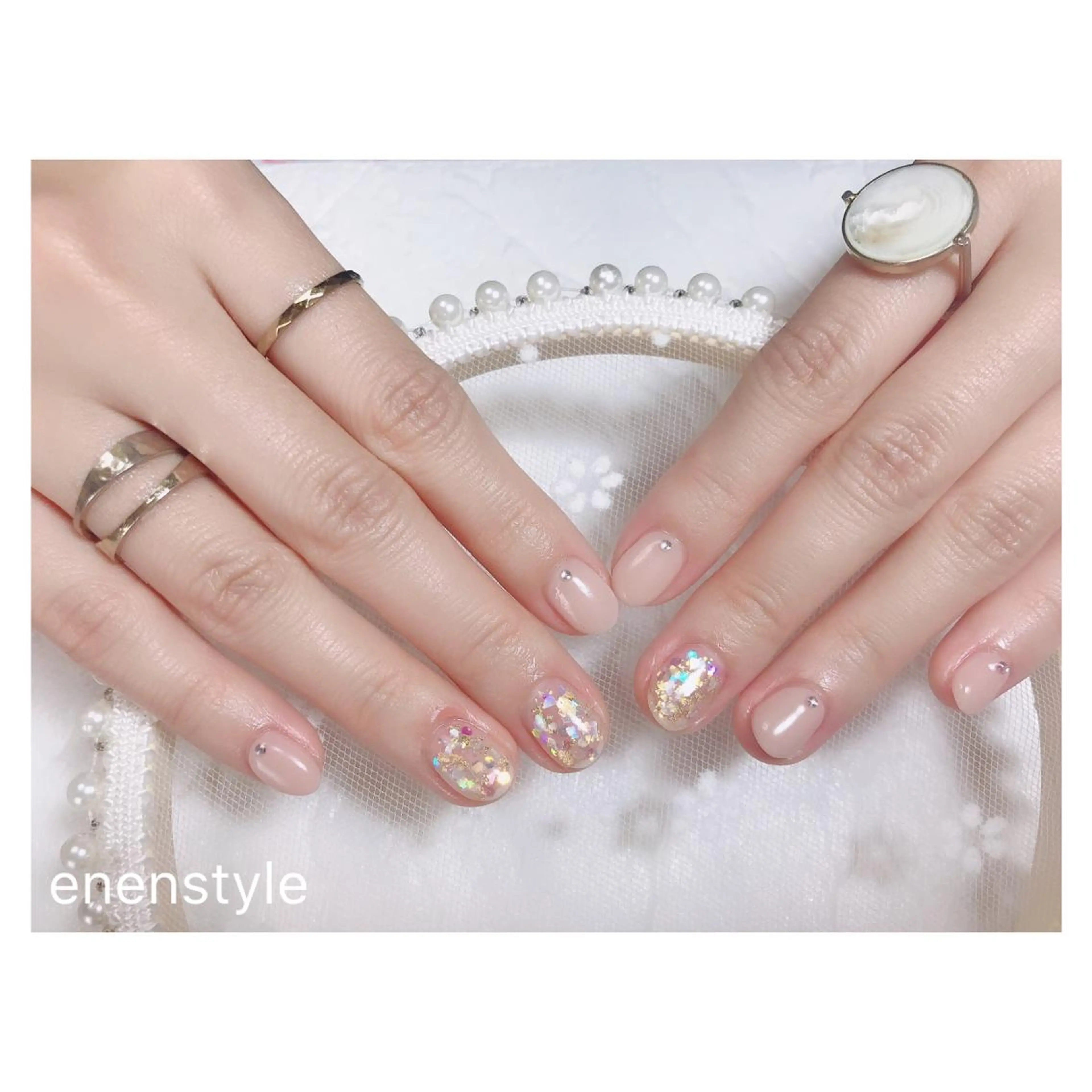 ショート ネイル ジェルネイル ニュアンスネイル オフィスネイル ワンカラーネイル シンプルネイル ハンドネイル 👑enen style👑のネイルデザイン