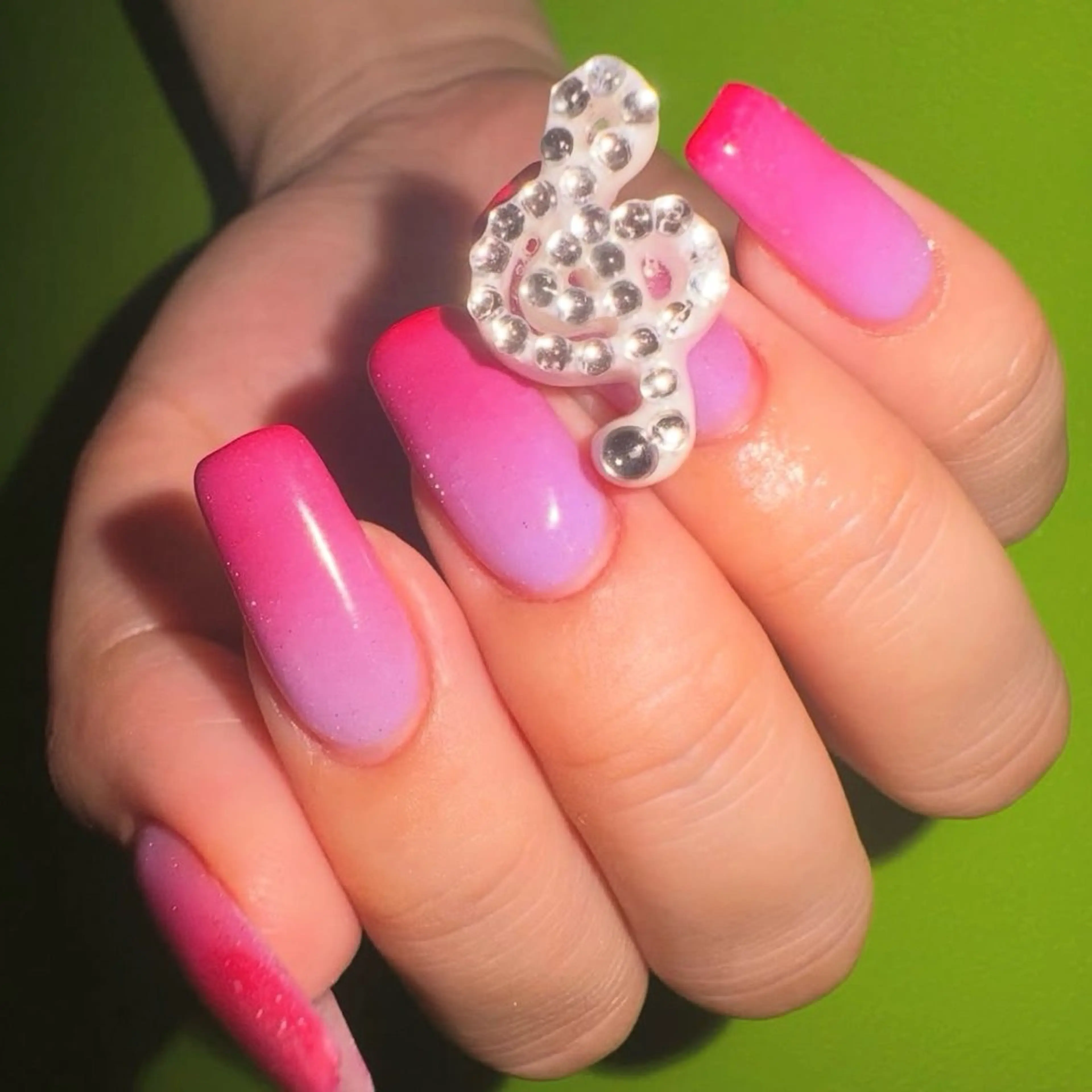 ネイル Hair Space Carm所属・n ノアンのネイルデザイン