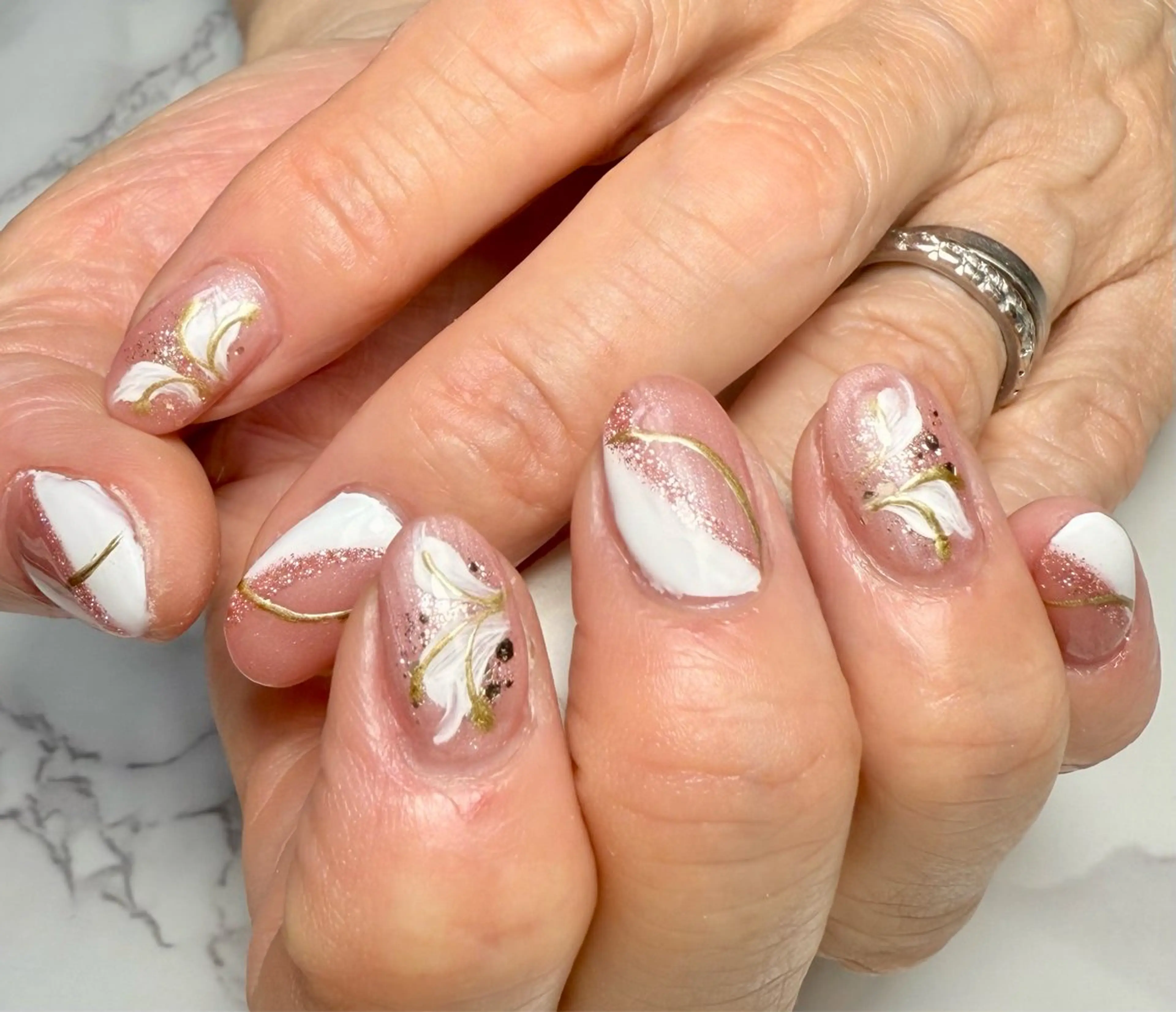 ネイル アニマル柄 アートネイル チークネイル フレンチネイル 氷ネイル・うるうるネイル M.N_ nailのネイルデザイン