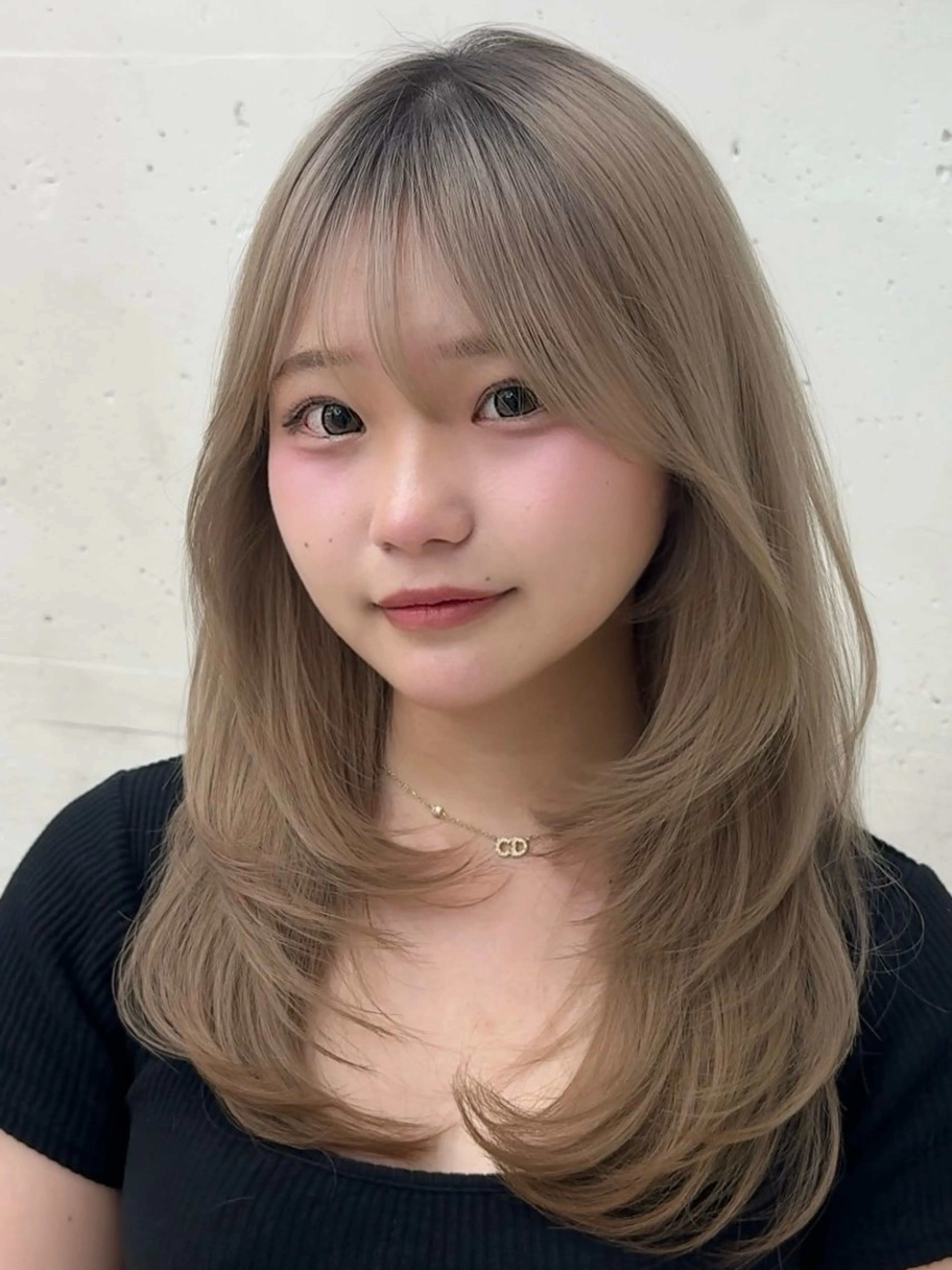 ロング 野村 真白のヘアスタイル