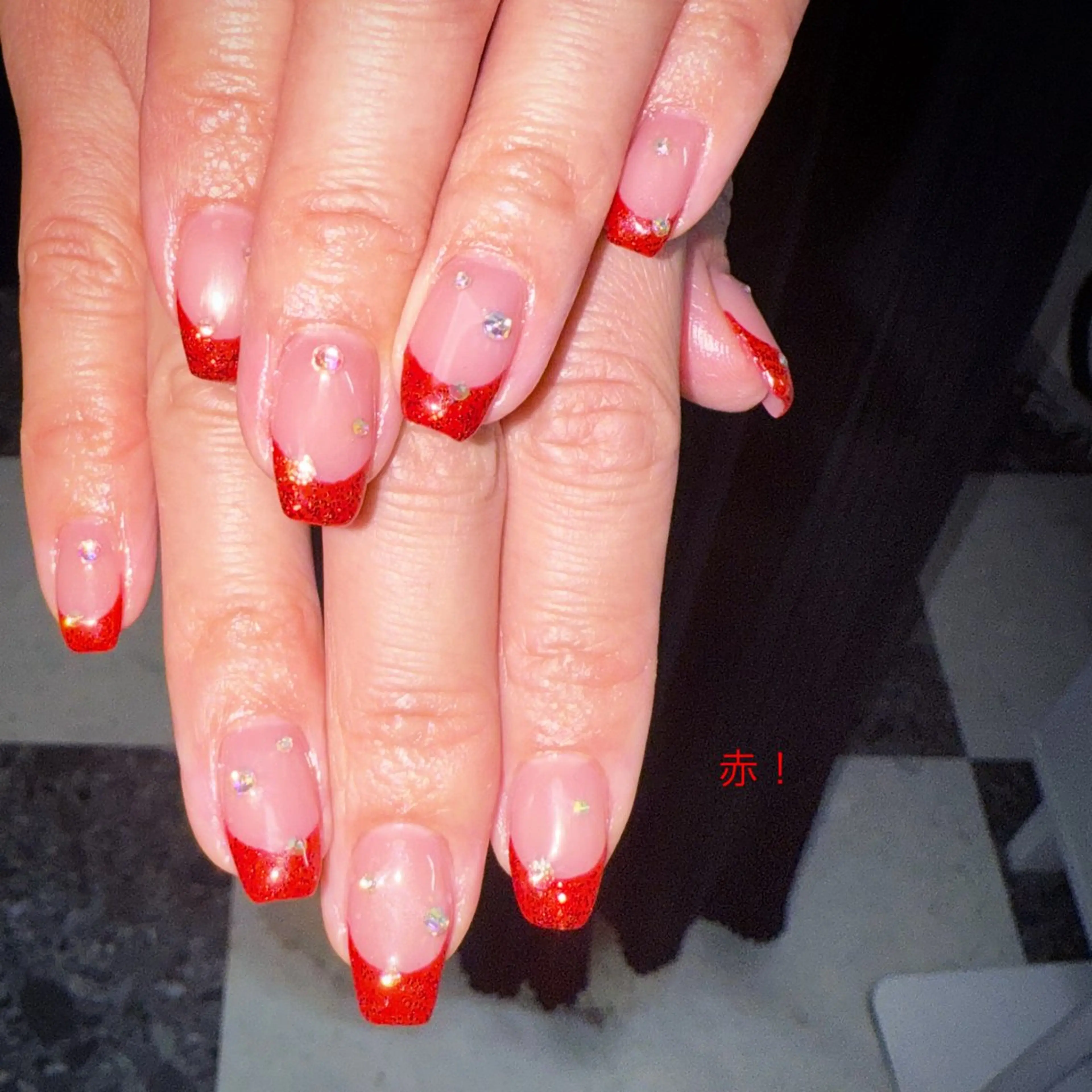 ネイル フレンチネイル キラキラネイル 赤色 シンプルネイル ハンドネイル posa nail モエミのネイルデザイン
