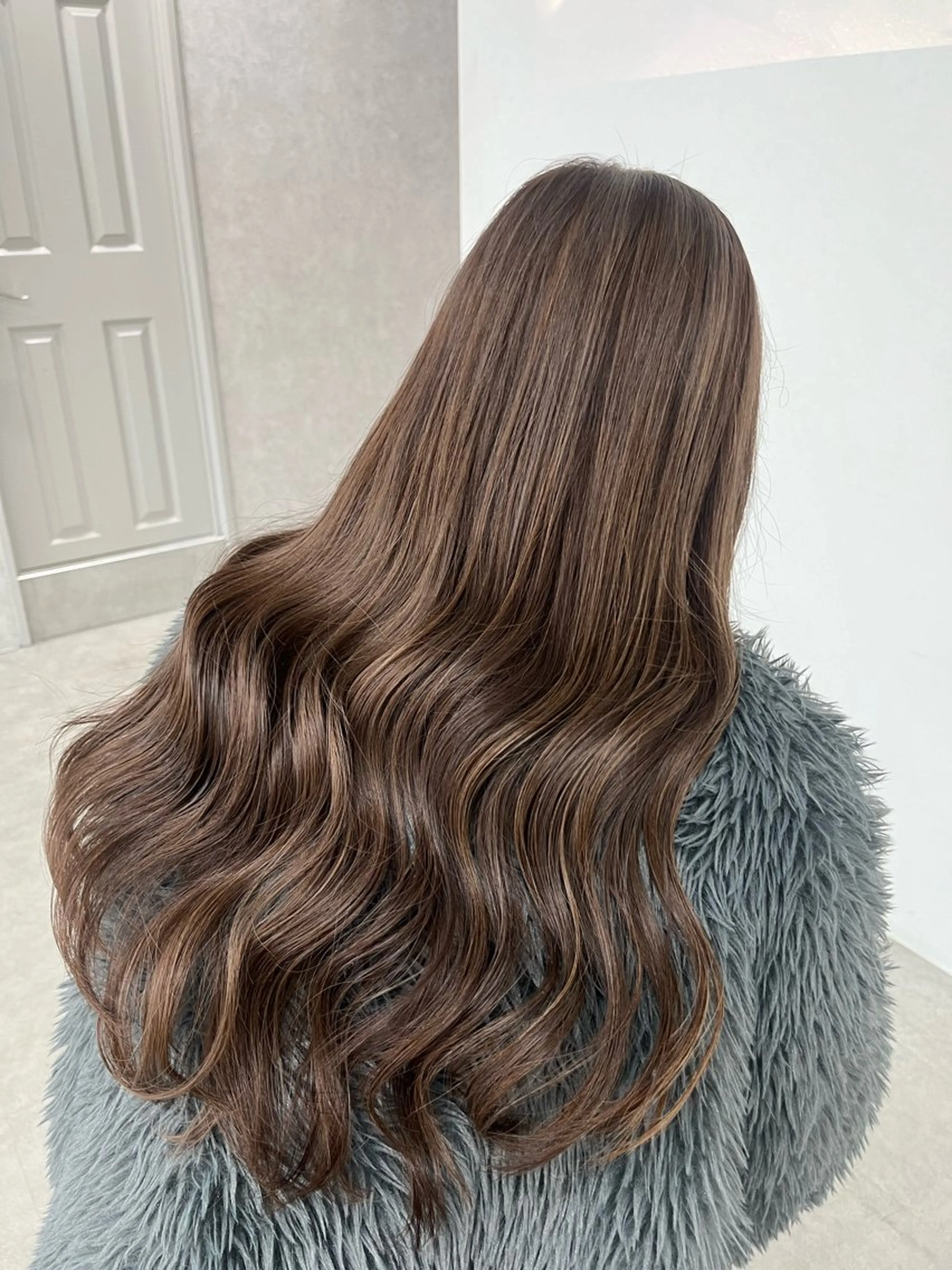 ロング ヘアカラー 🌈ハイトーンカラー ⋆˚ʚɞにいな🌈のヘアスタイル