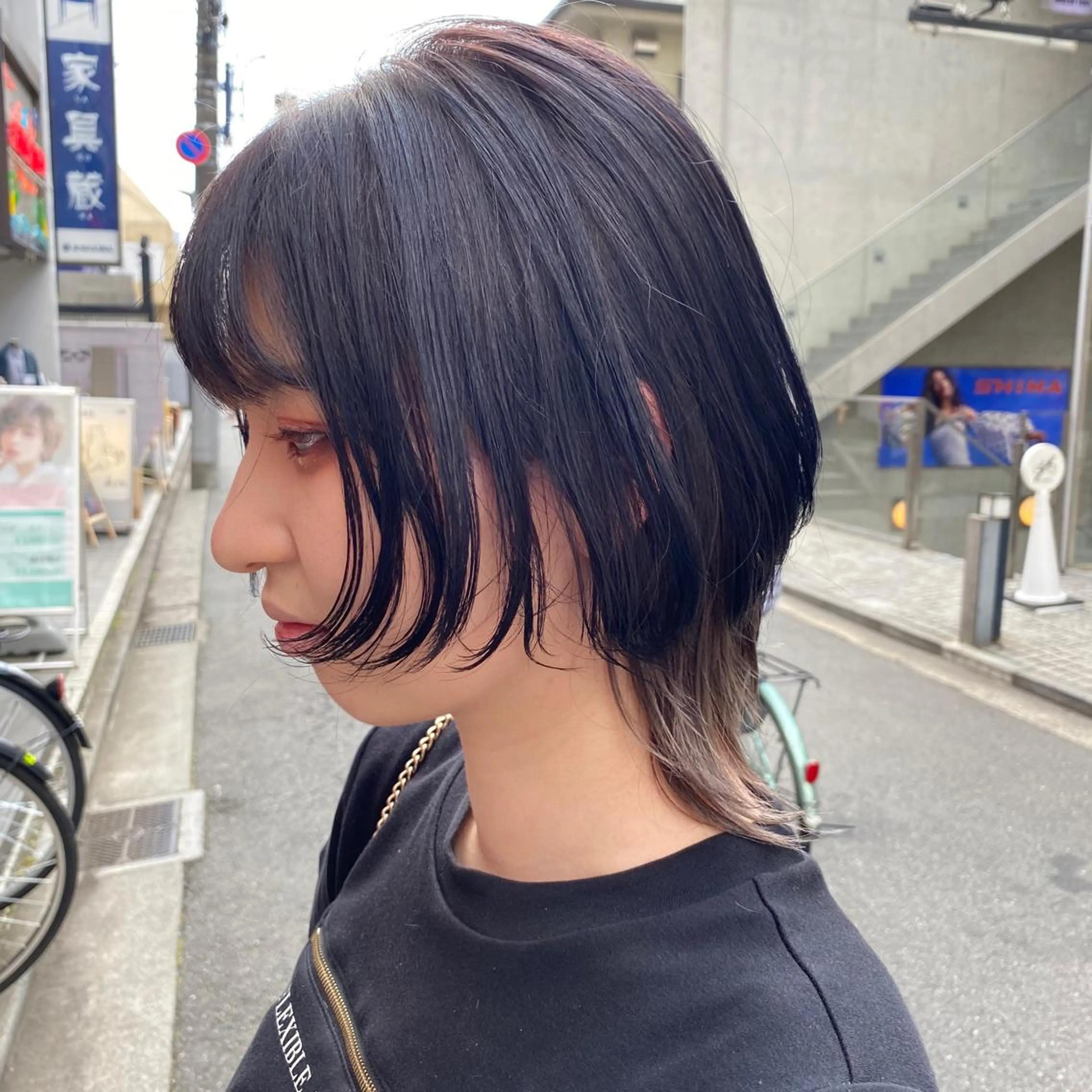 ミディアム カラー かりん 🤍のヘアスタイル
