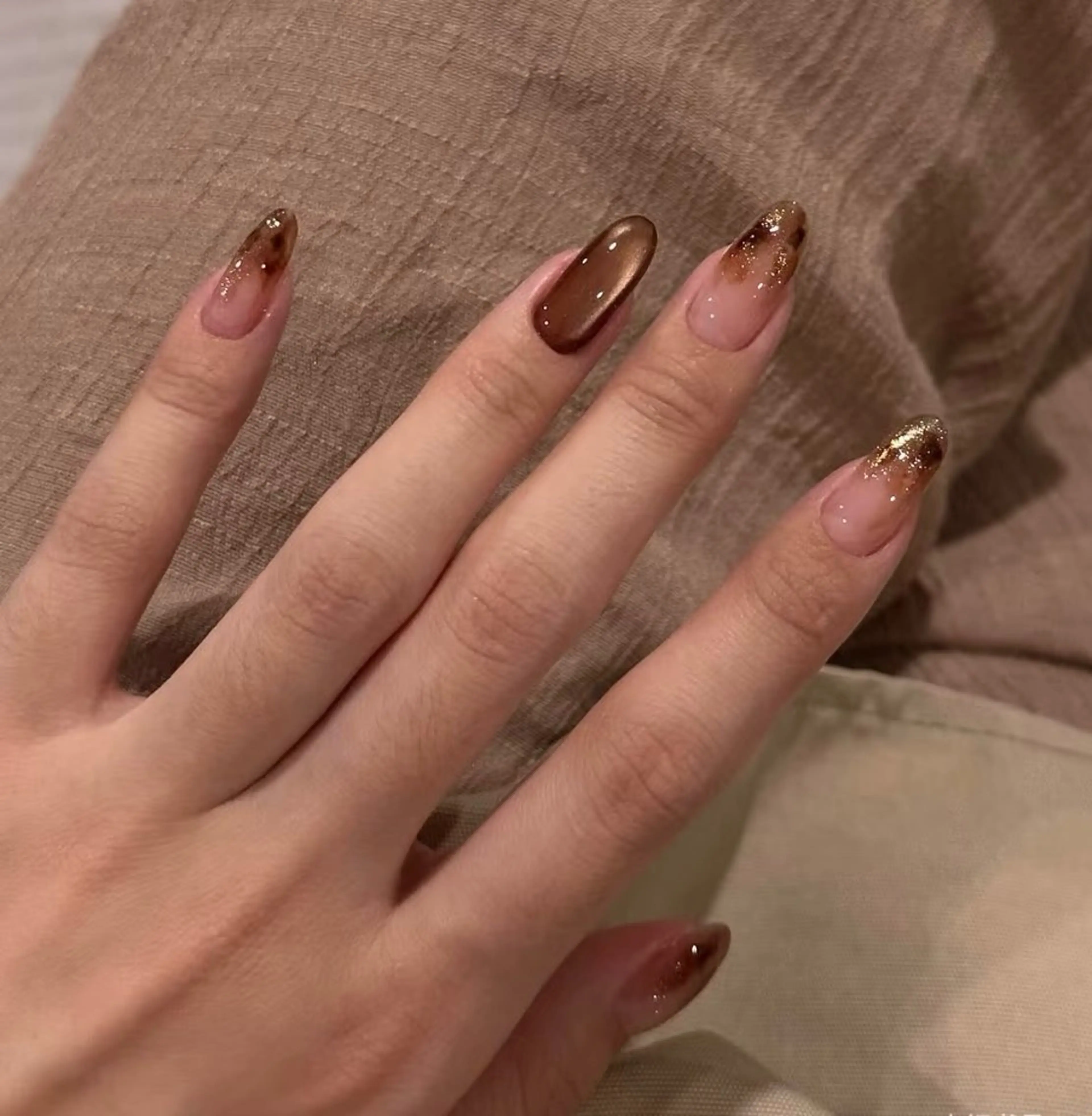 ネイル 高木 維麗絲のネイルデザイン