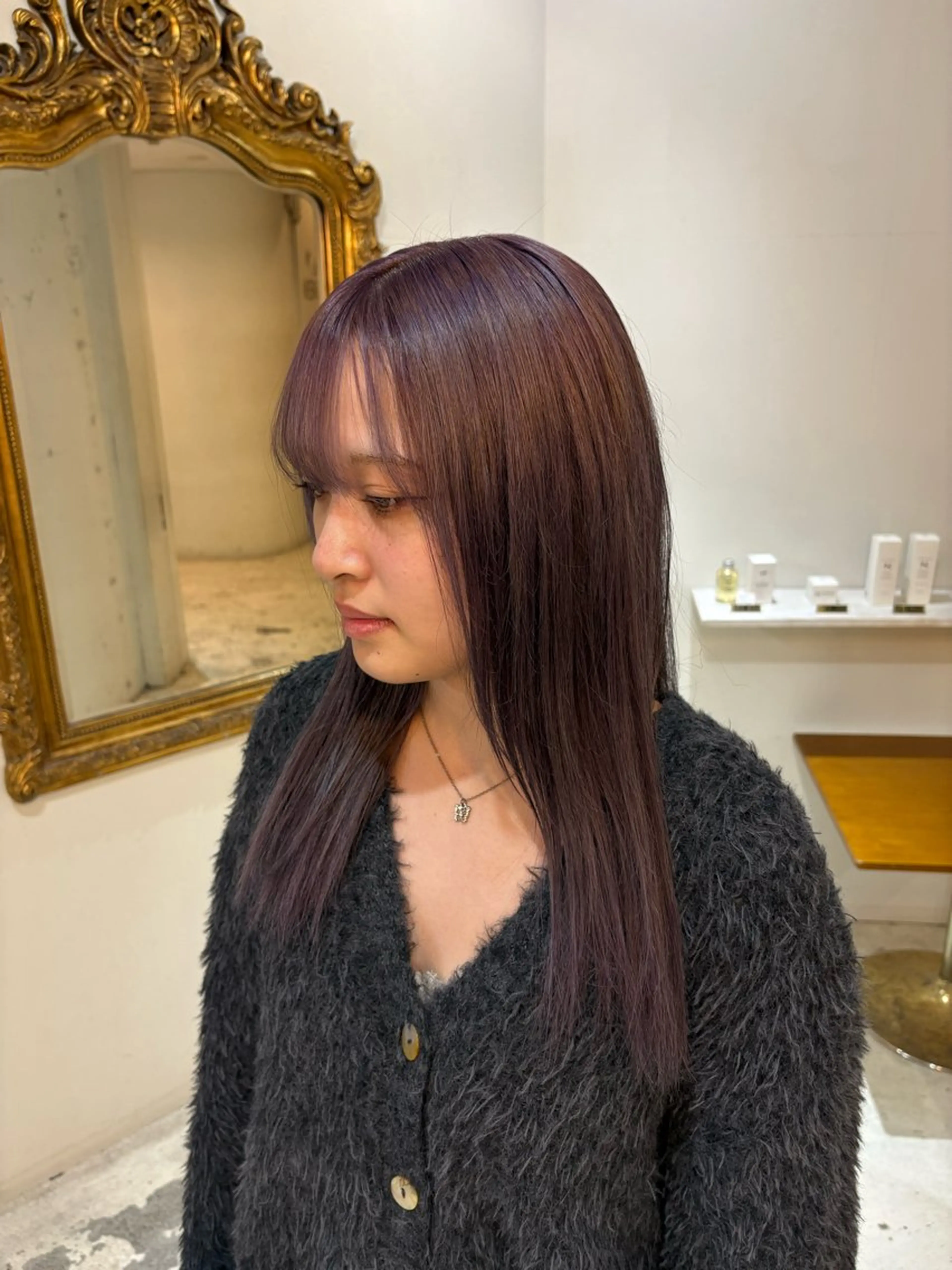 セミロング 🩶ハイトーン🖤 URARAのヘアスタイル