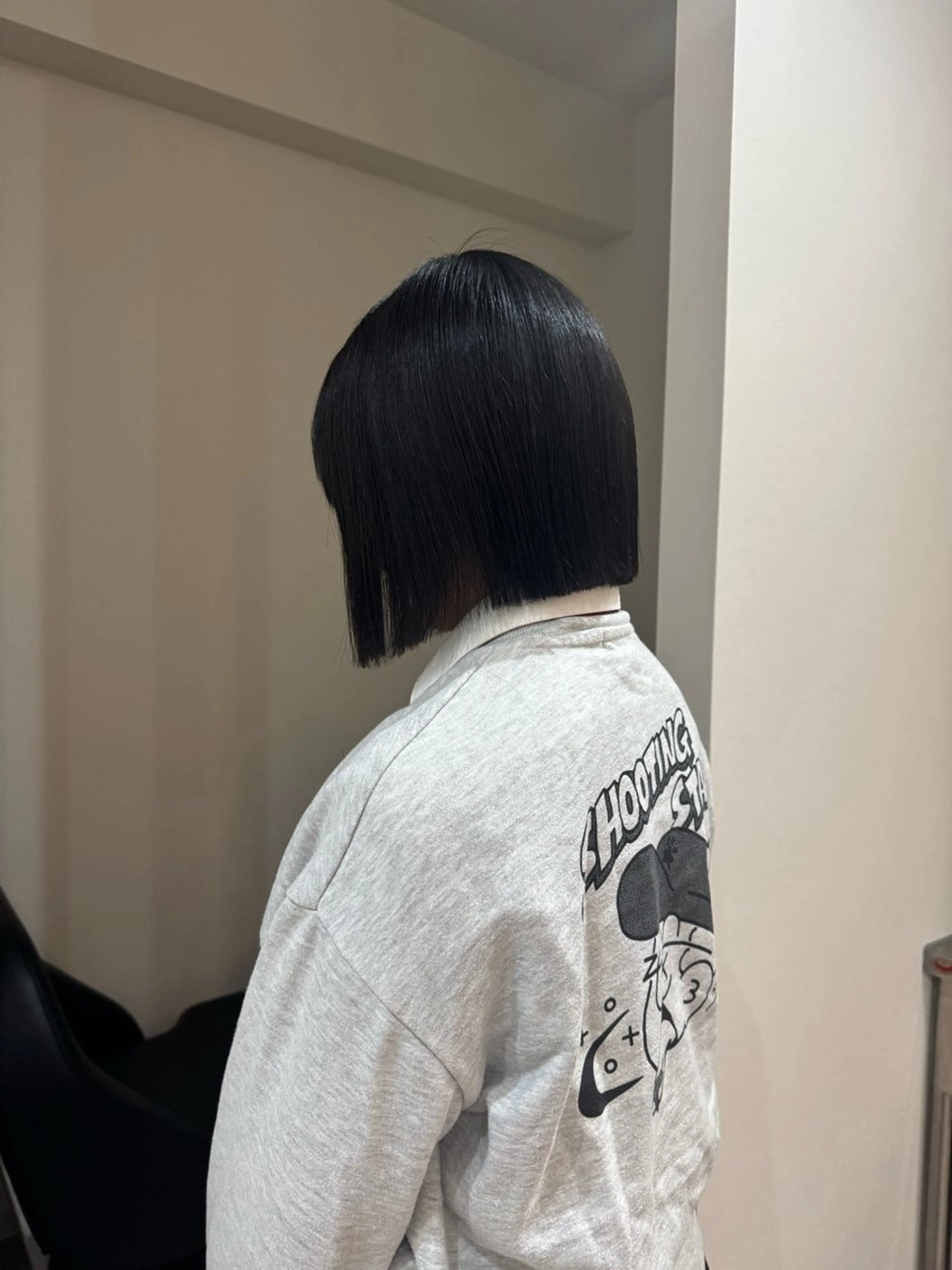 ショート カラー newi remi🖤のヘアスタイル