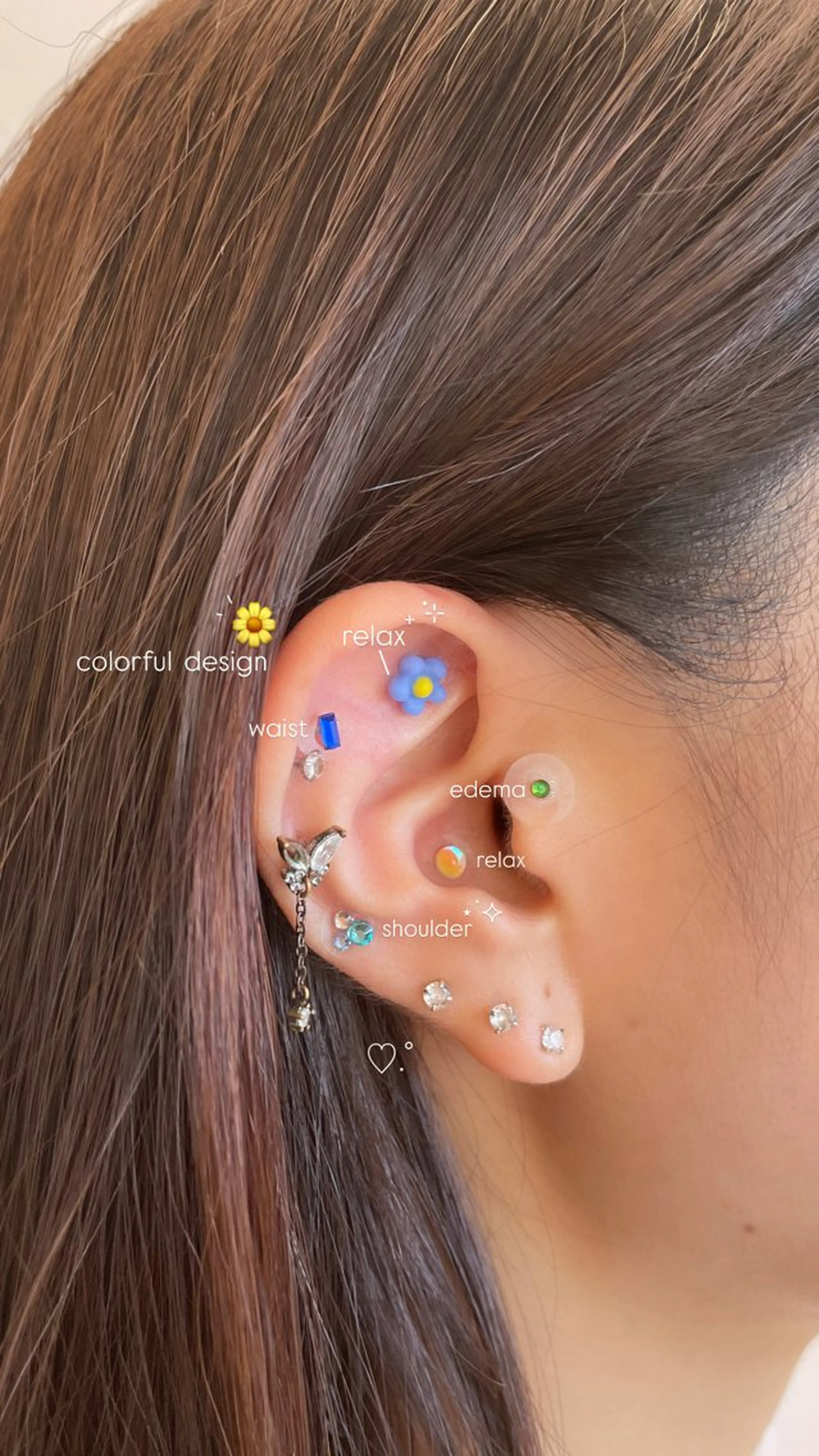 片耳パーツ7個前後！お友達やカップルでご来店ください♪の写真