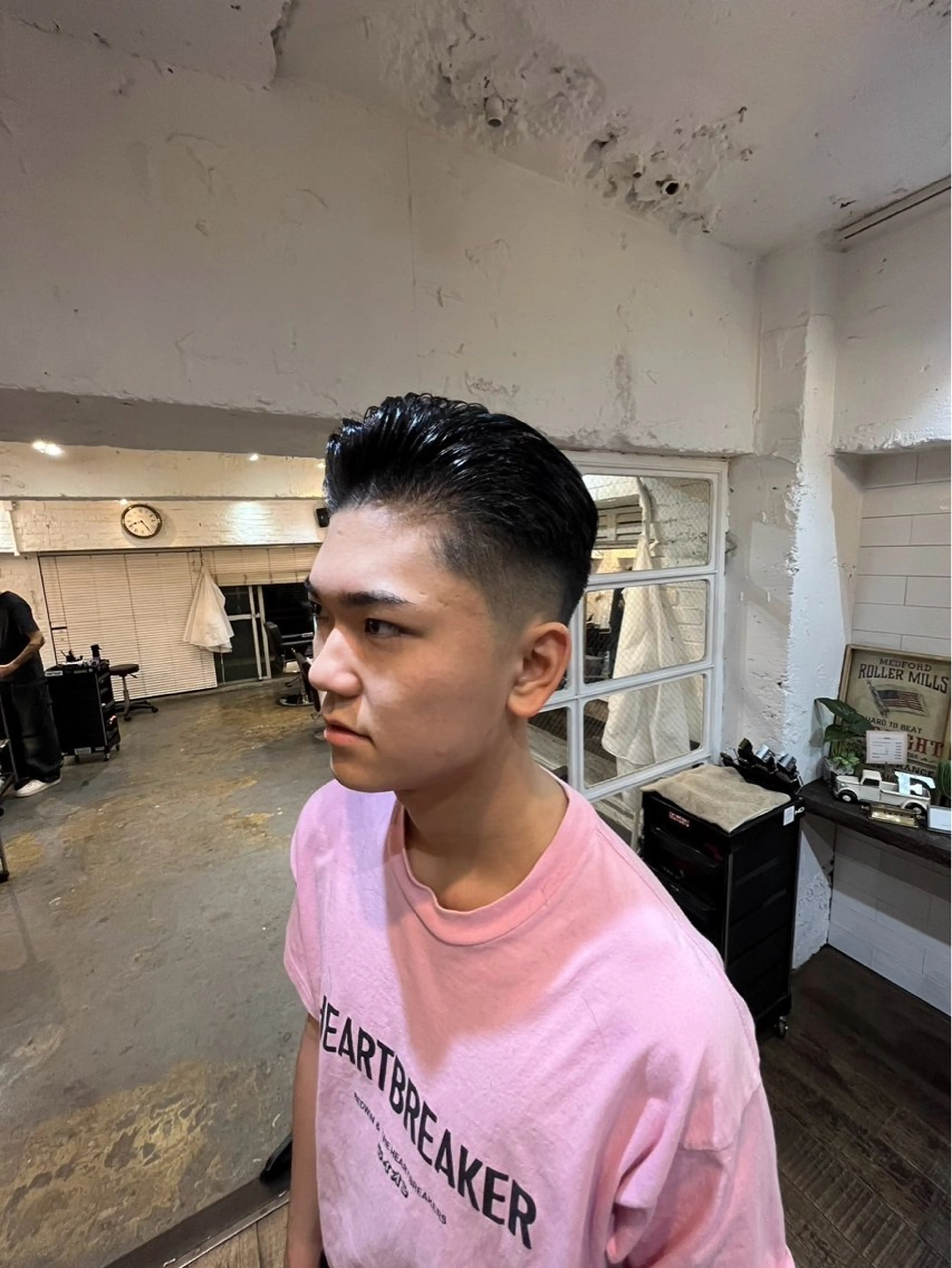 ショート メンズ センターパート ダウンパーマ フェードカット メンズハイライト メンズパーマ 💈メンズ特化💈 TASUKUのヘアスタイル