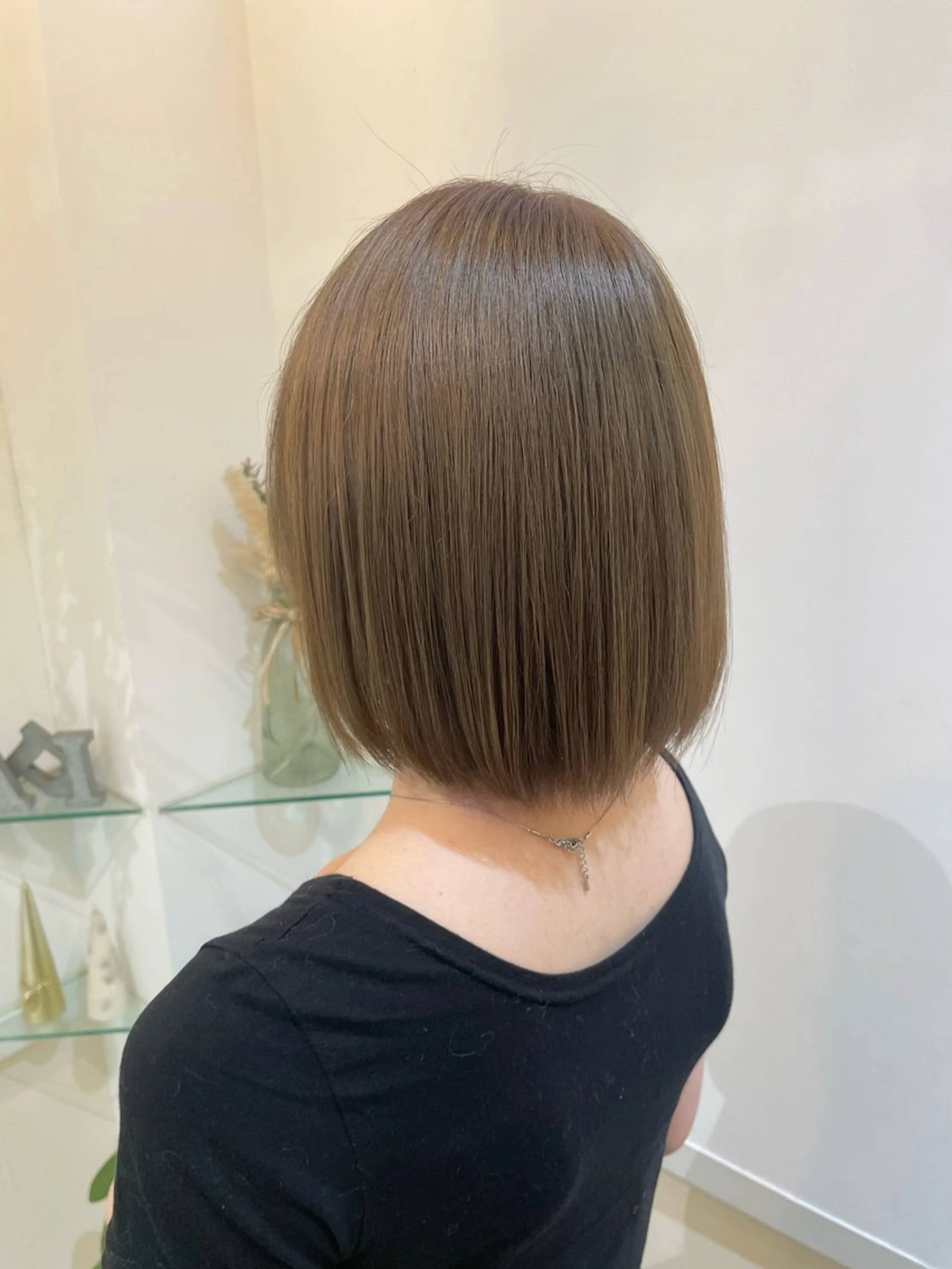 ショート カラー カット ヘアカラー トリートメント 髪質改善カラー🤍 エクステ✨君島由実子のヘアスタイル