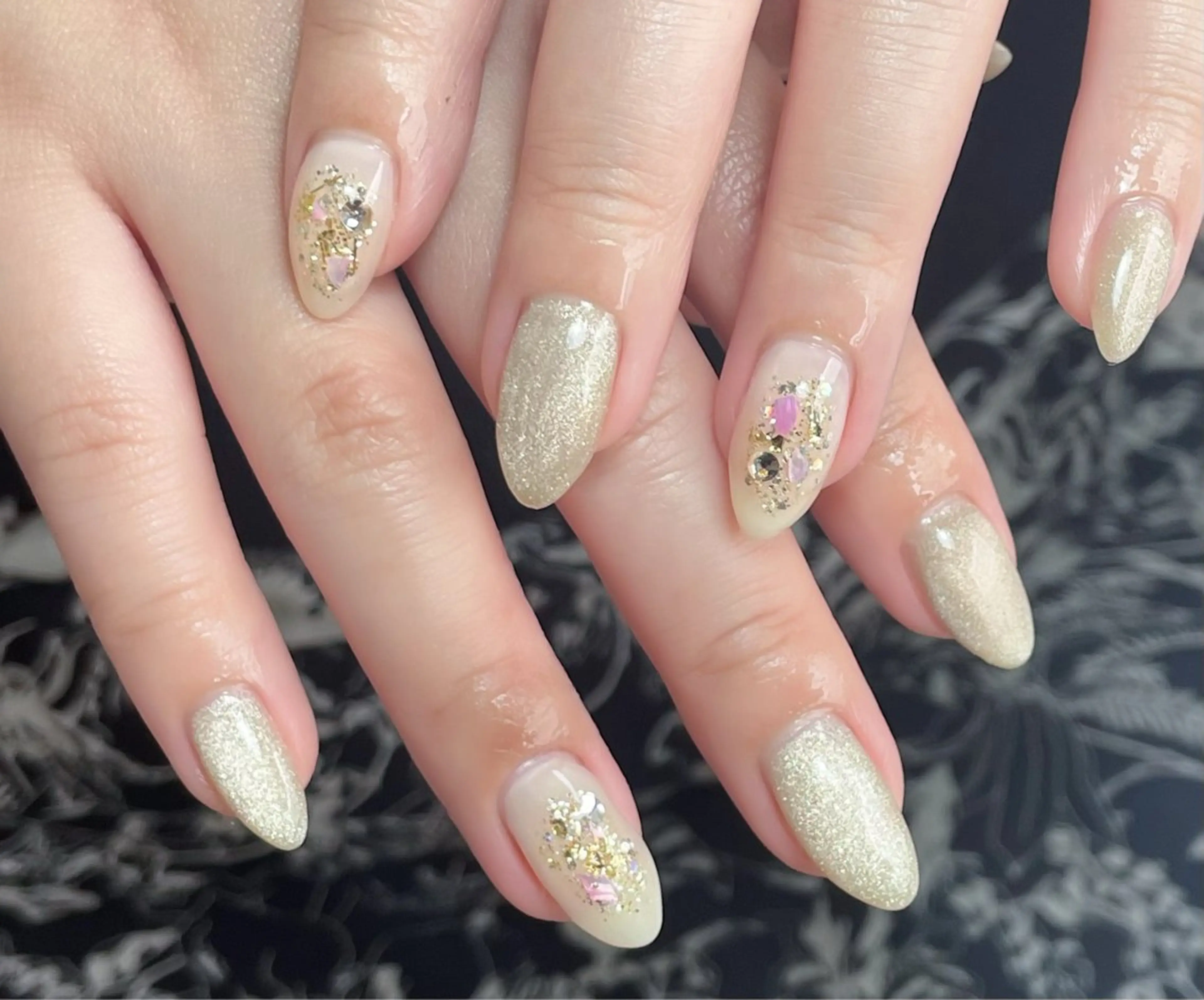 ネイル 持ち込み ハンドネイル Chicchi 加茂宮駅徒歩3分のネイルデザイン