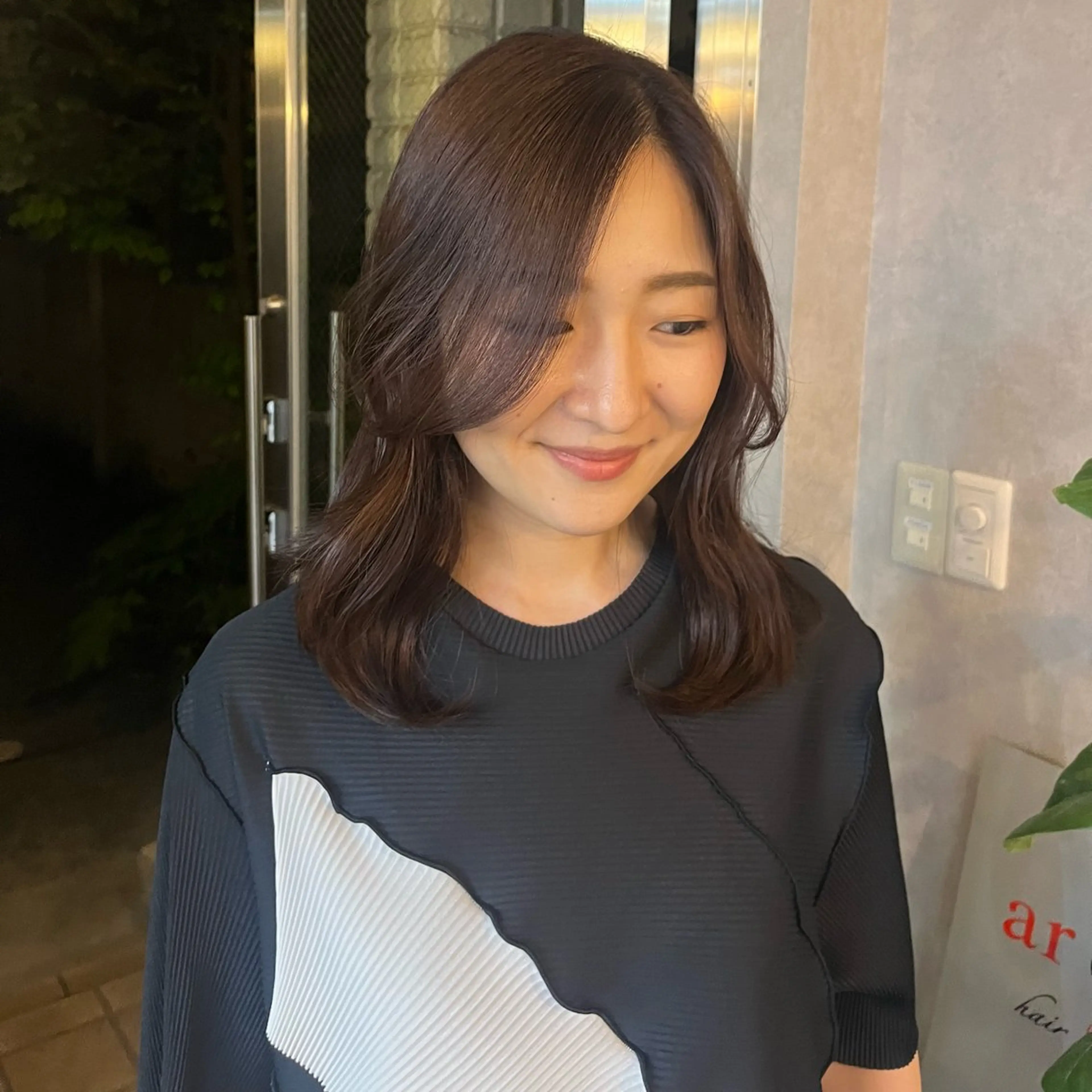 セミロング カラー 韓国風ヘア ere 代々木公園所属・みほ/ニュアンス/ モード/艶カラーのヘアスタイル