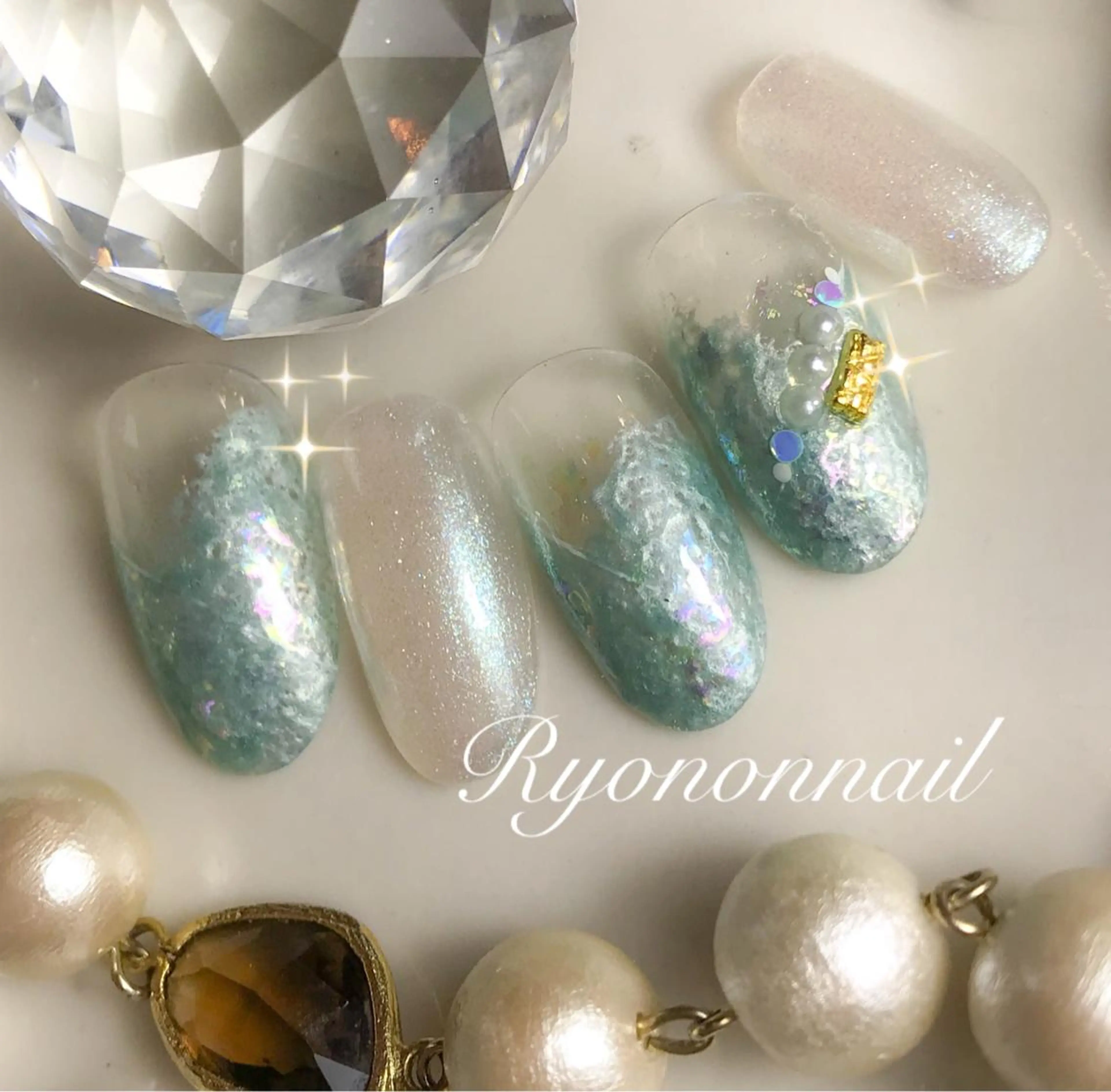 ネイル Ryononnail(リョノンネイル)所属・Ryononnail 上谷典子のネイルデザイン