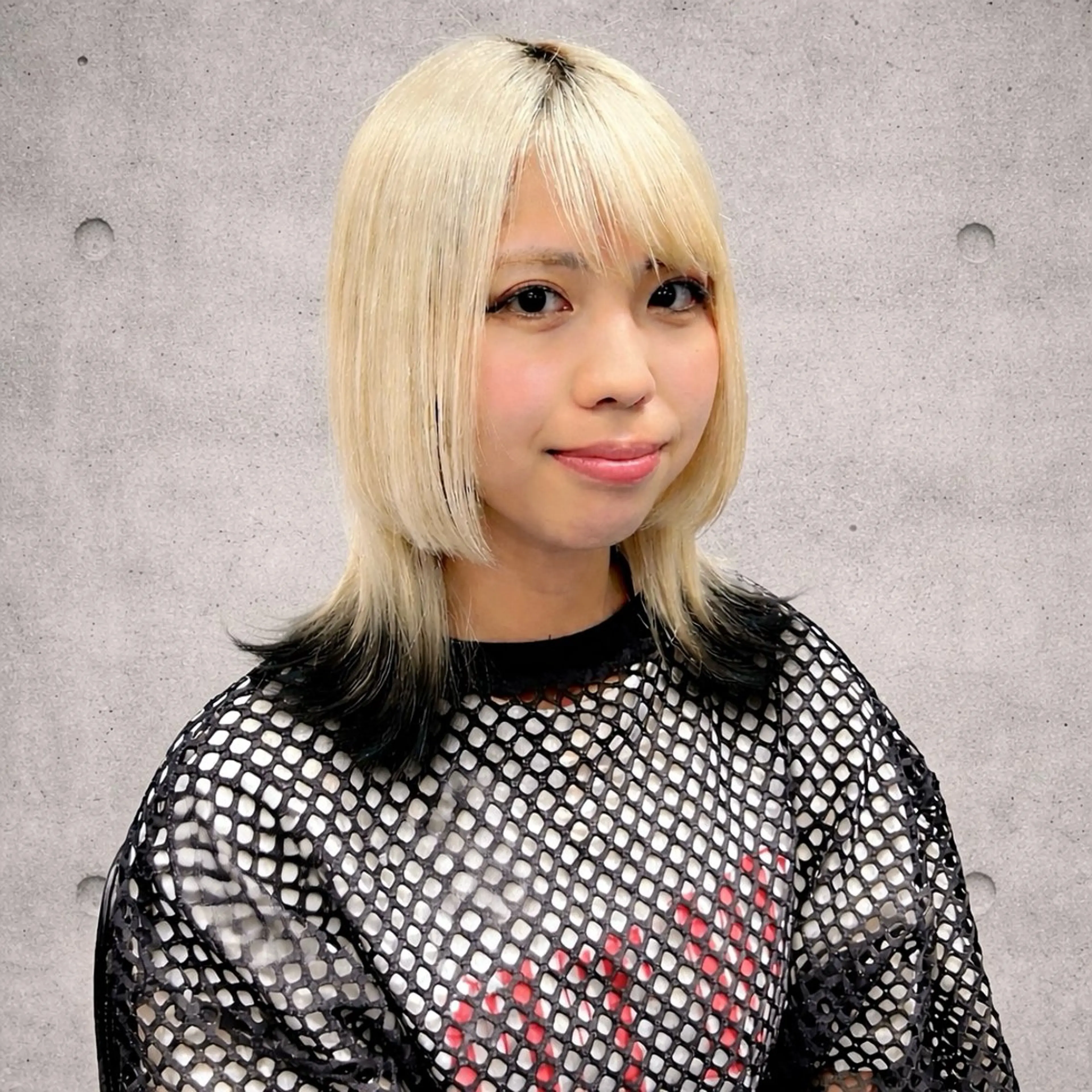 ミディアム カラー ブリーチ ブロンド ケアブリーチ ハイトーンカラー ホワイトブロンド ✨ブリーチ支持No1 複雑履歴修正/舘岡のその他イメージ