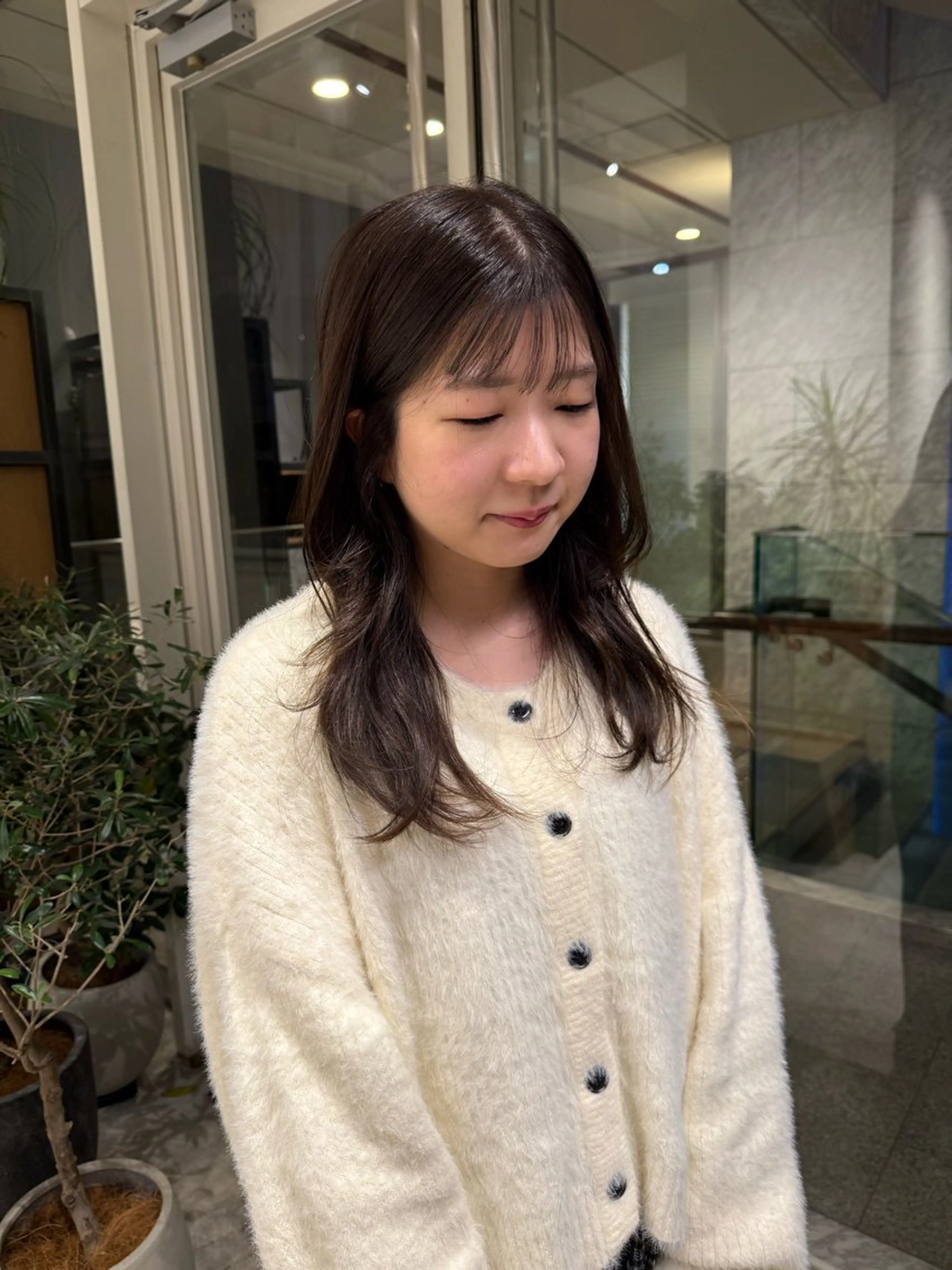 ロング ヘアカラー SHEA.所属・表参道SHEA Am i／レイヤーカットのヘアスタイル