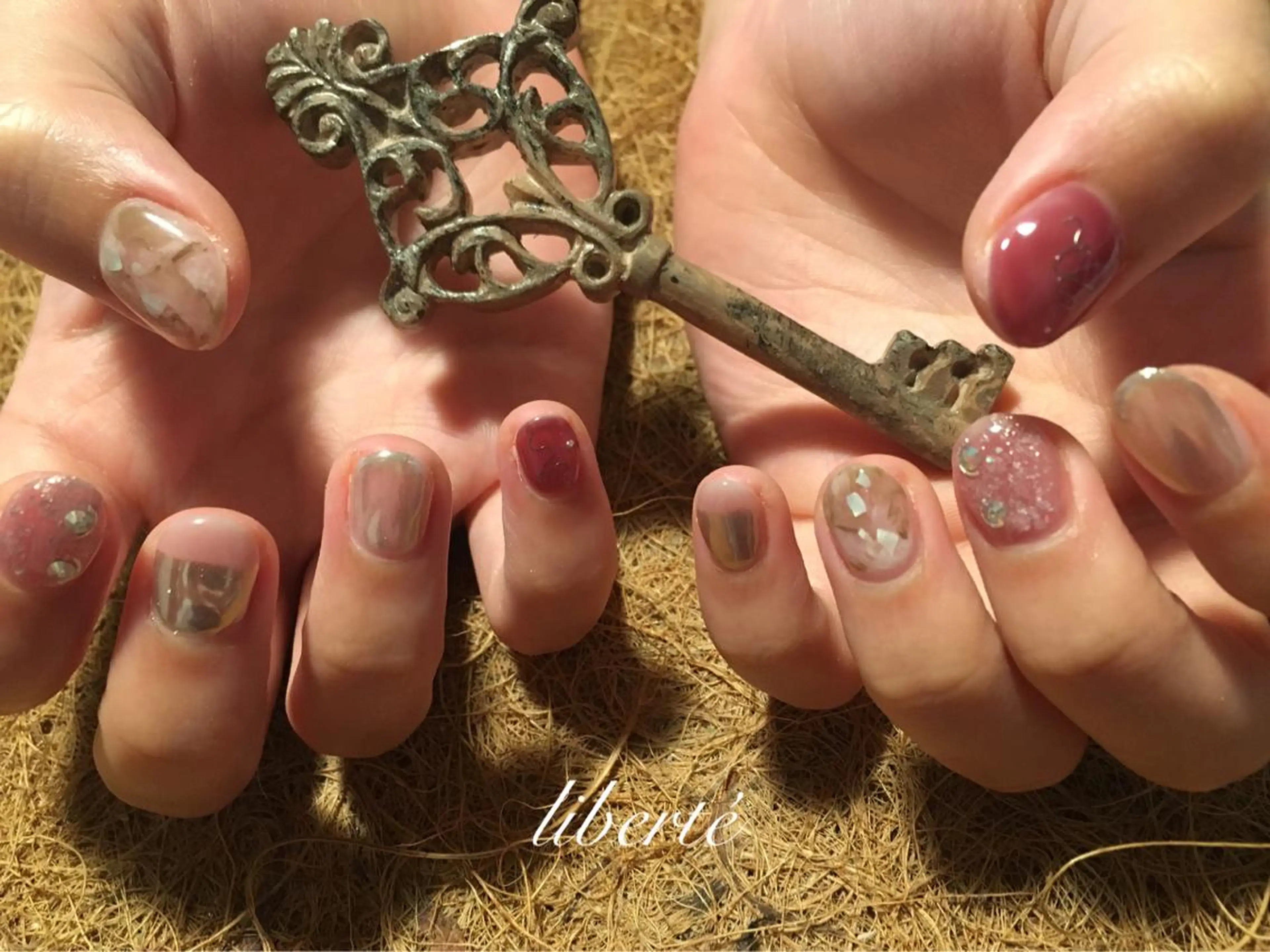 ネイル liberté (リベルテ)のネイルデザイン