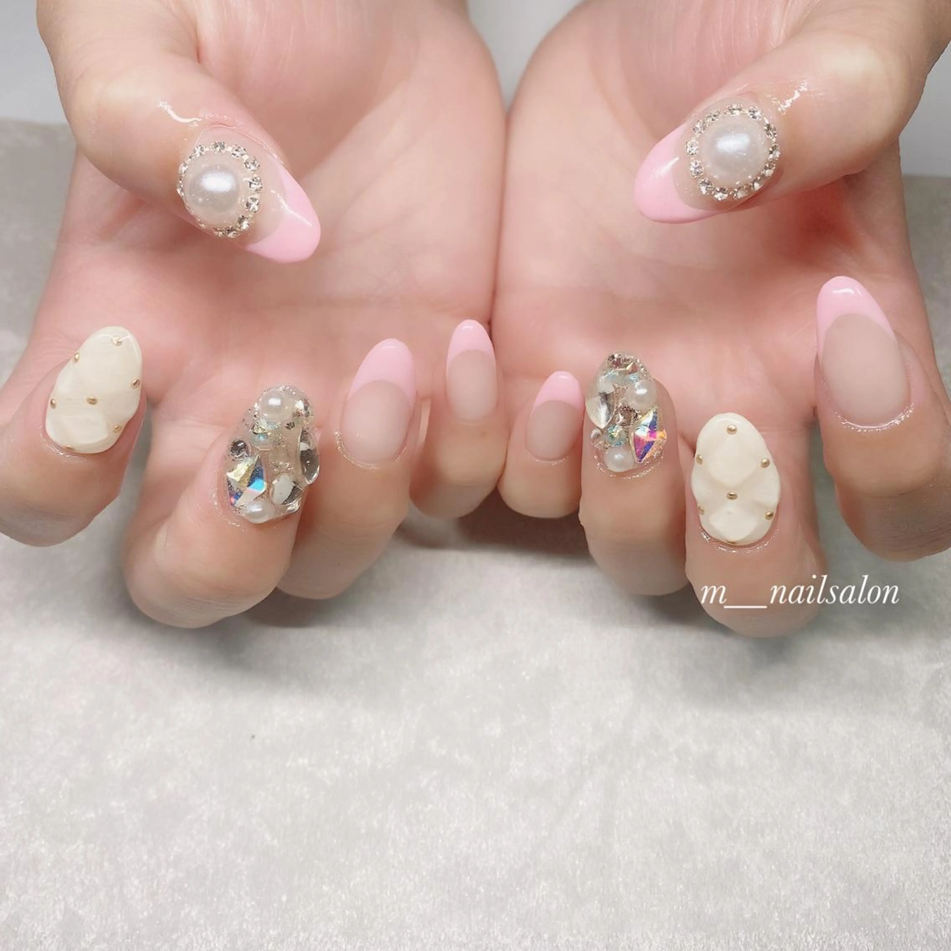 ネイル フラッシュネイル ジェルネイル 韓国ネイル マグネットネイル パラジェル merci nail所属・merci nailのネイルデザイン