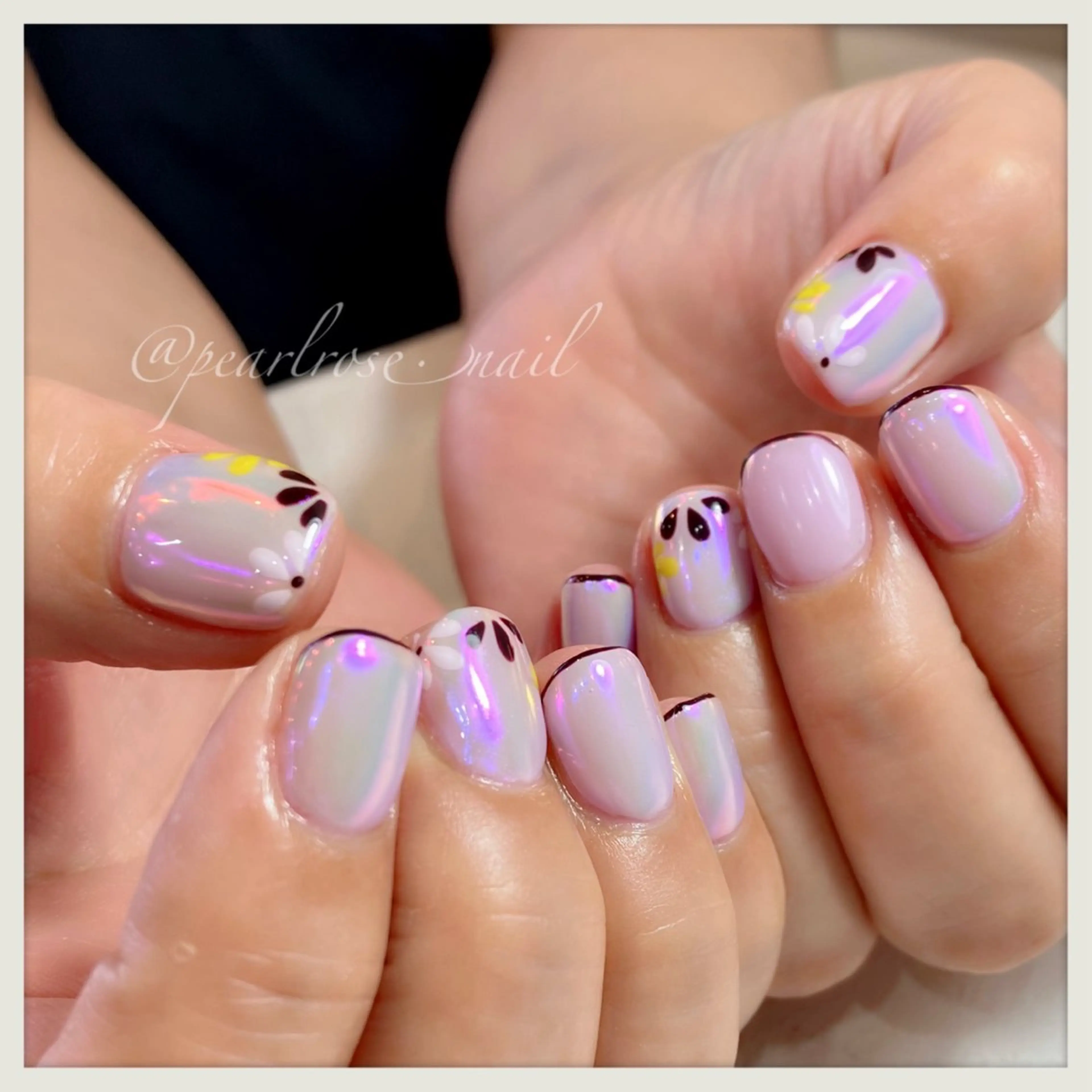 ネイル オーロラネイル フラワーネイル ミラーネイル ハンドネイル Beauty salon Ryu・ange所属・PEARL ROSE パールローズのネイルデザイン