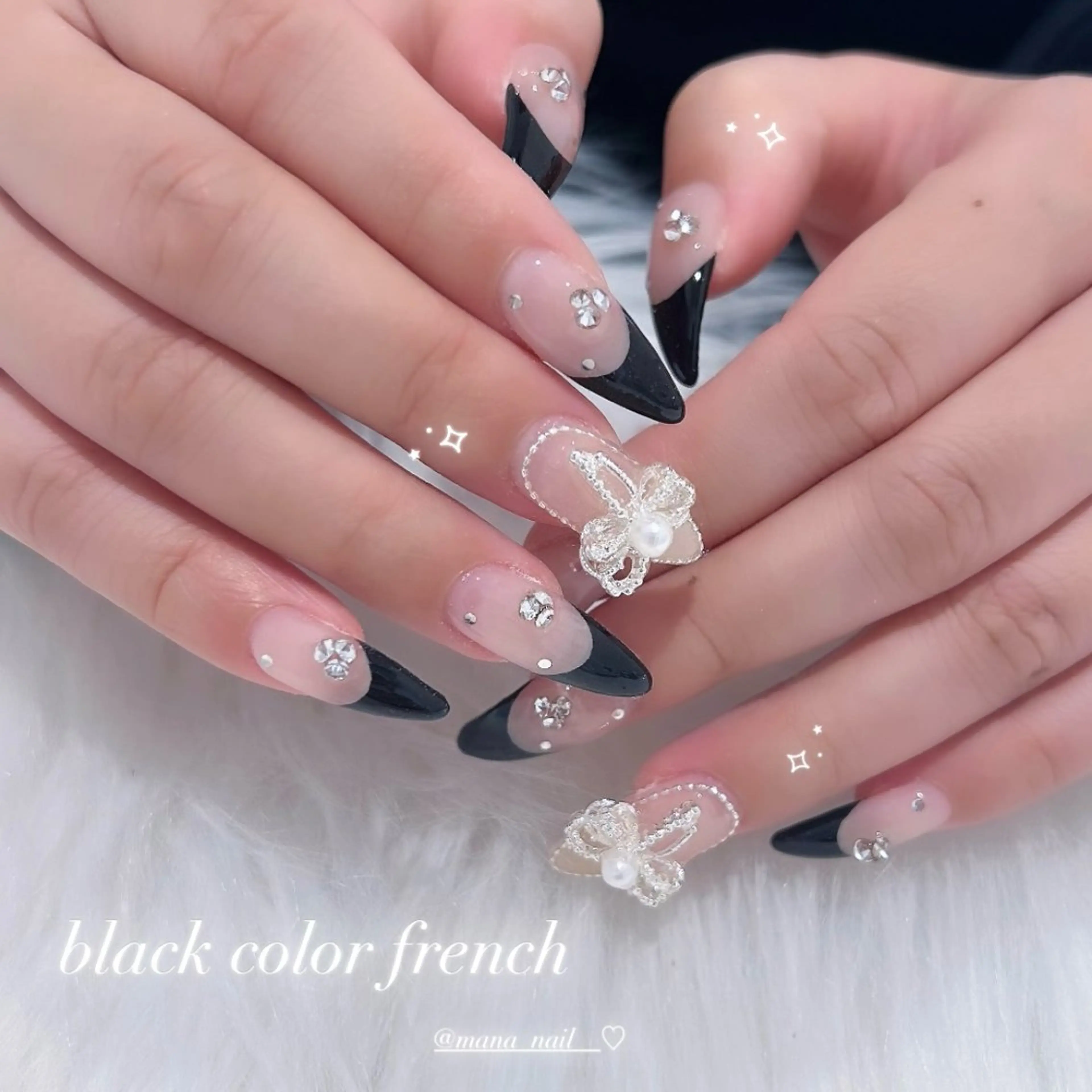 ネイル フレンチネイル 持ち込み ハンドネイル 🤍Earth笛吹 𝑴𝒂𝒏𝒂🤍のネイルデザイン