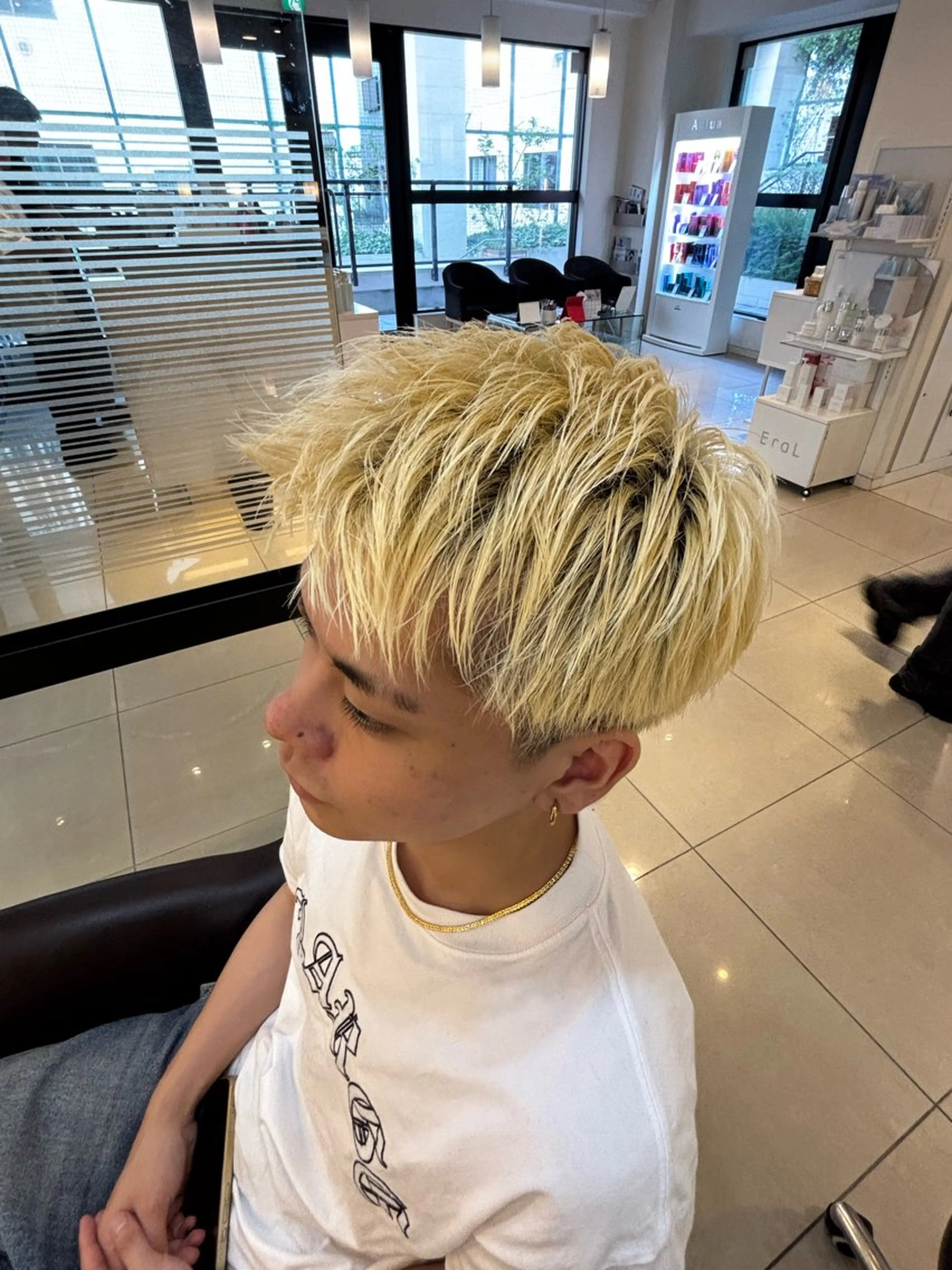 カラー メンズ 辻野 光希のヘアスタイル