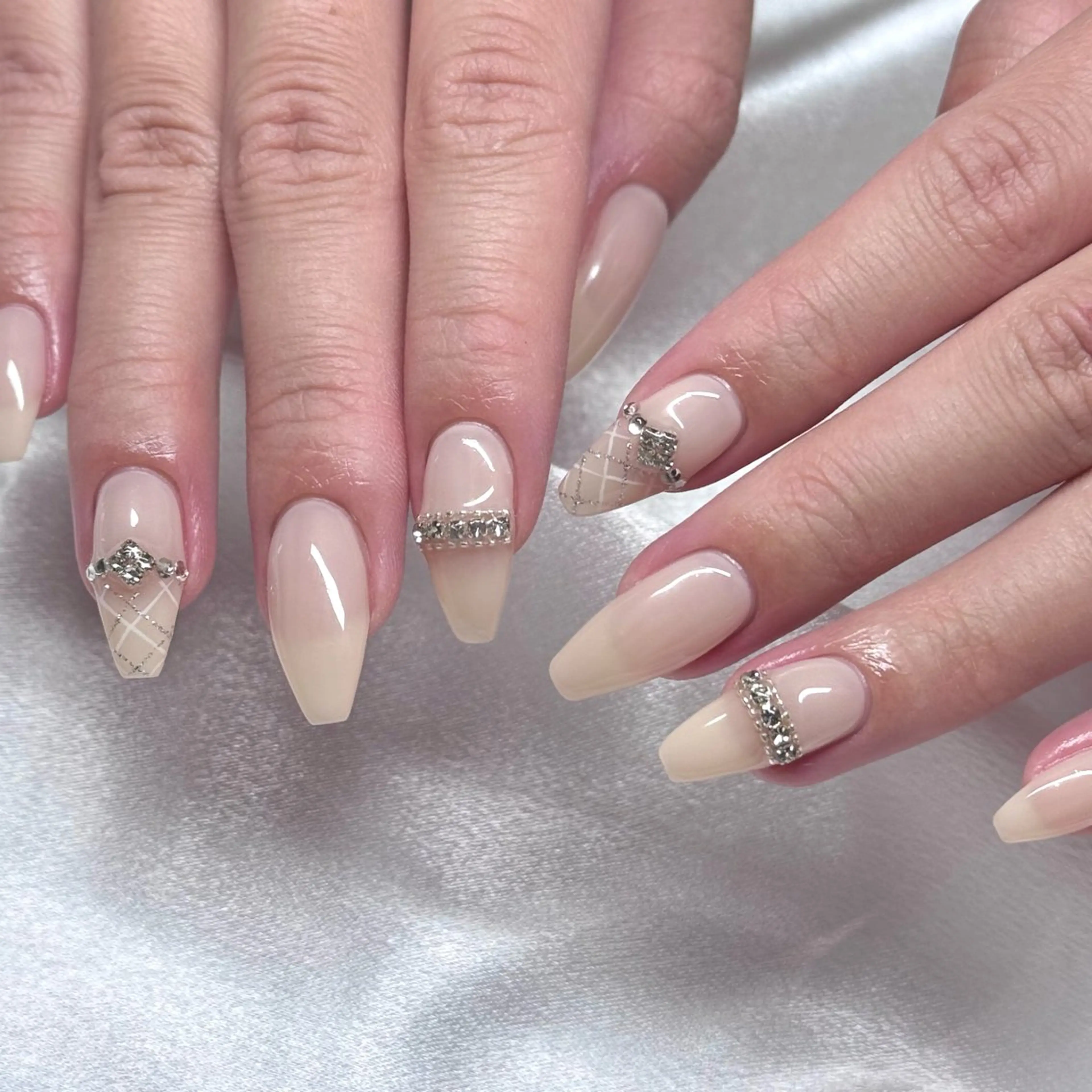 ネイル coco🧸久屋大通 🫧nagisaのネイルデザイン