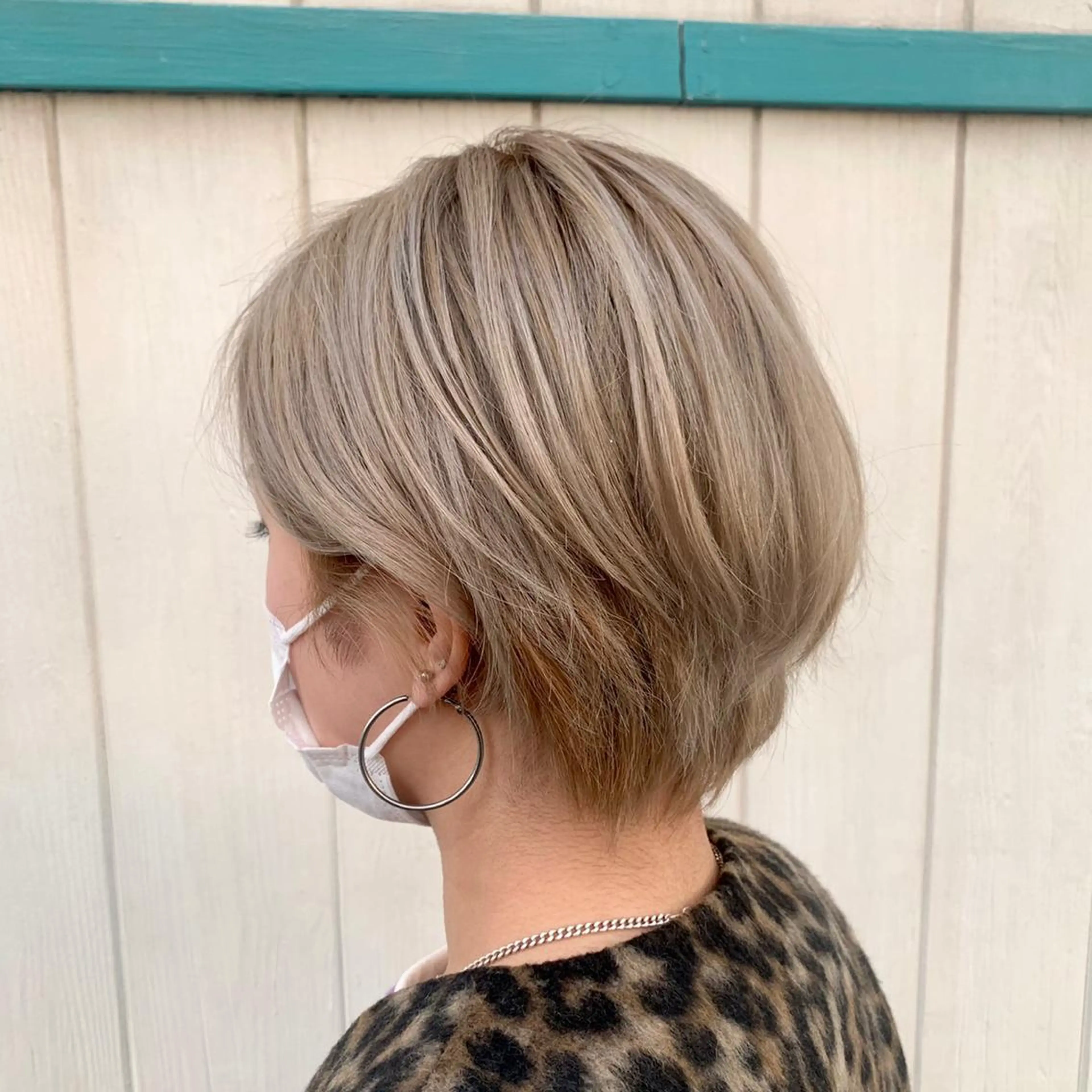 ショート カラー ブリーチ ハイトーンカラー カット ヘアカラー トリートメント 美髪矯正/ハイトーン 🪸🩰ヒナコのヘアスタイル