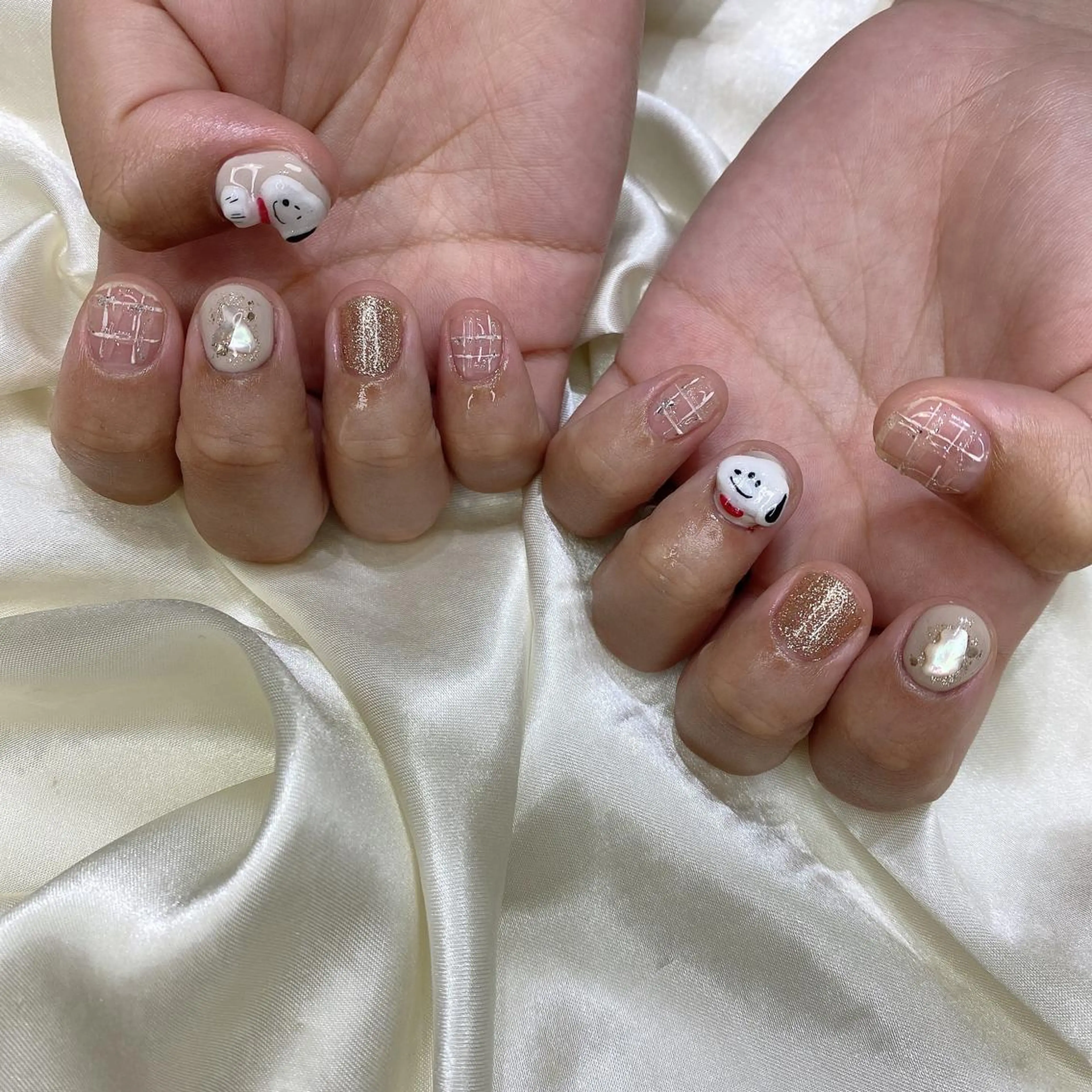 ネイル ハンドネイル 西岡 杏のネイルデザイン