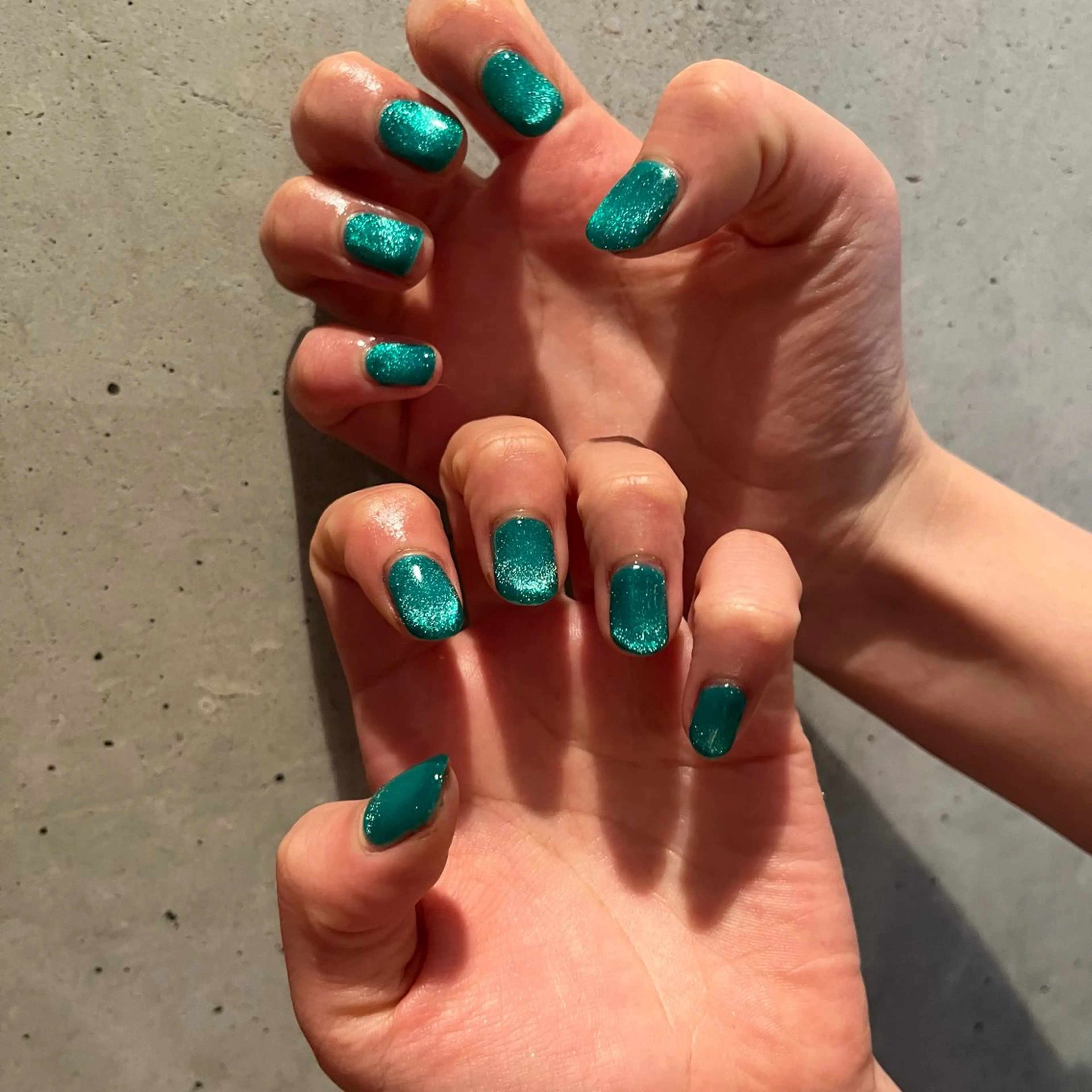 ネイル グリーン マグネットネイル ハンドネイル DariL Ayaのネイルデザイン