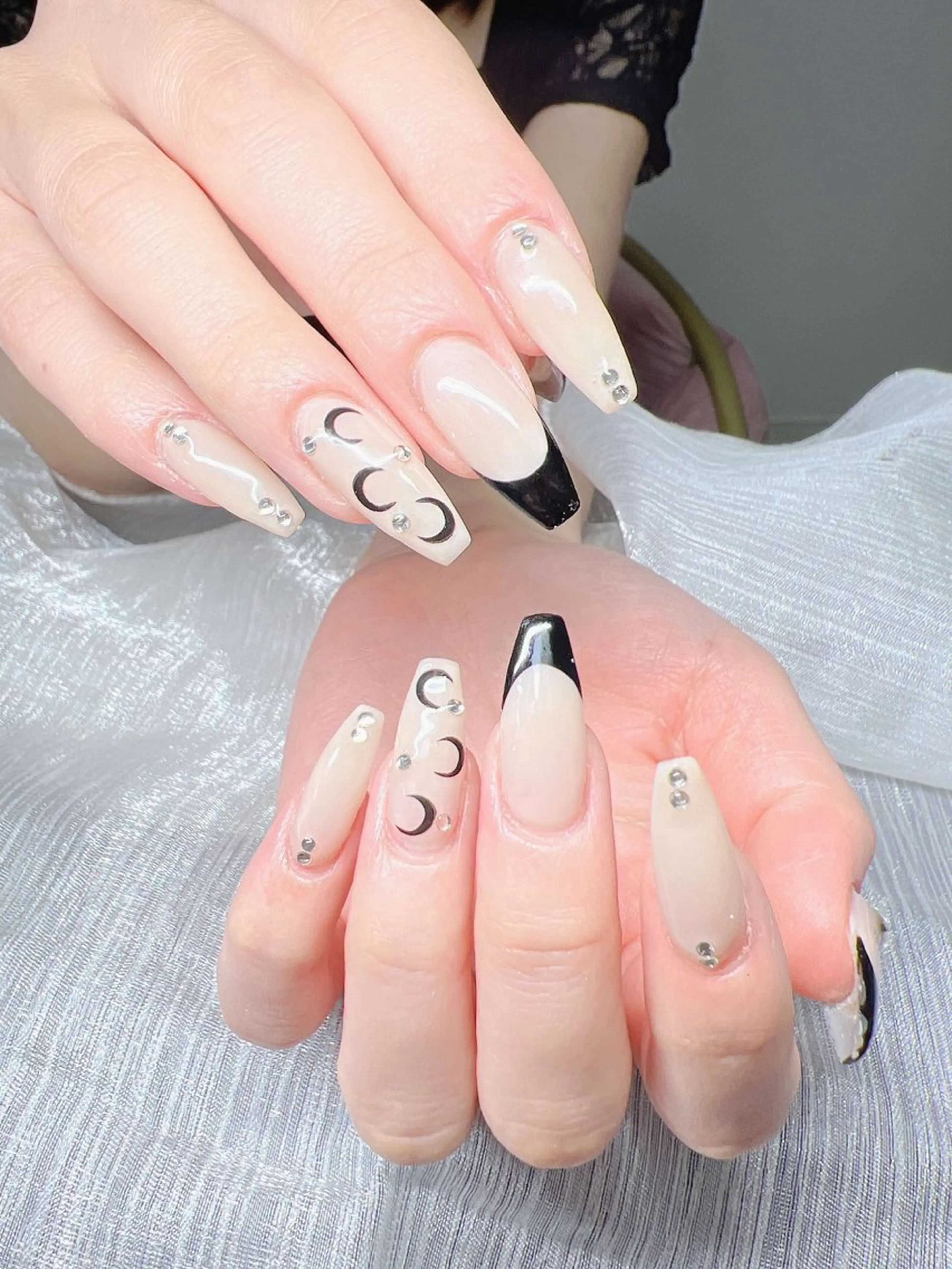 ネイル オーロラネイル チークネイル 長さ出し フットネイル フレンチネイル ハンドネイル Lee Nails チップ長さだし専門店のネイルデザイン