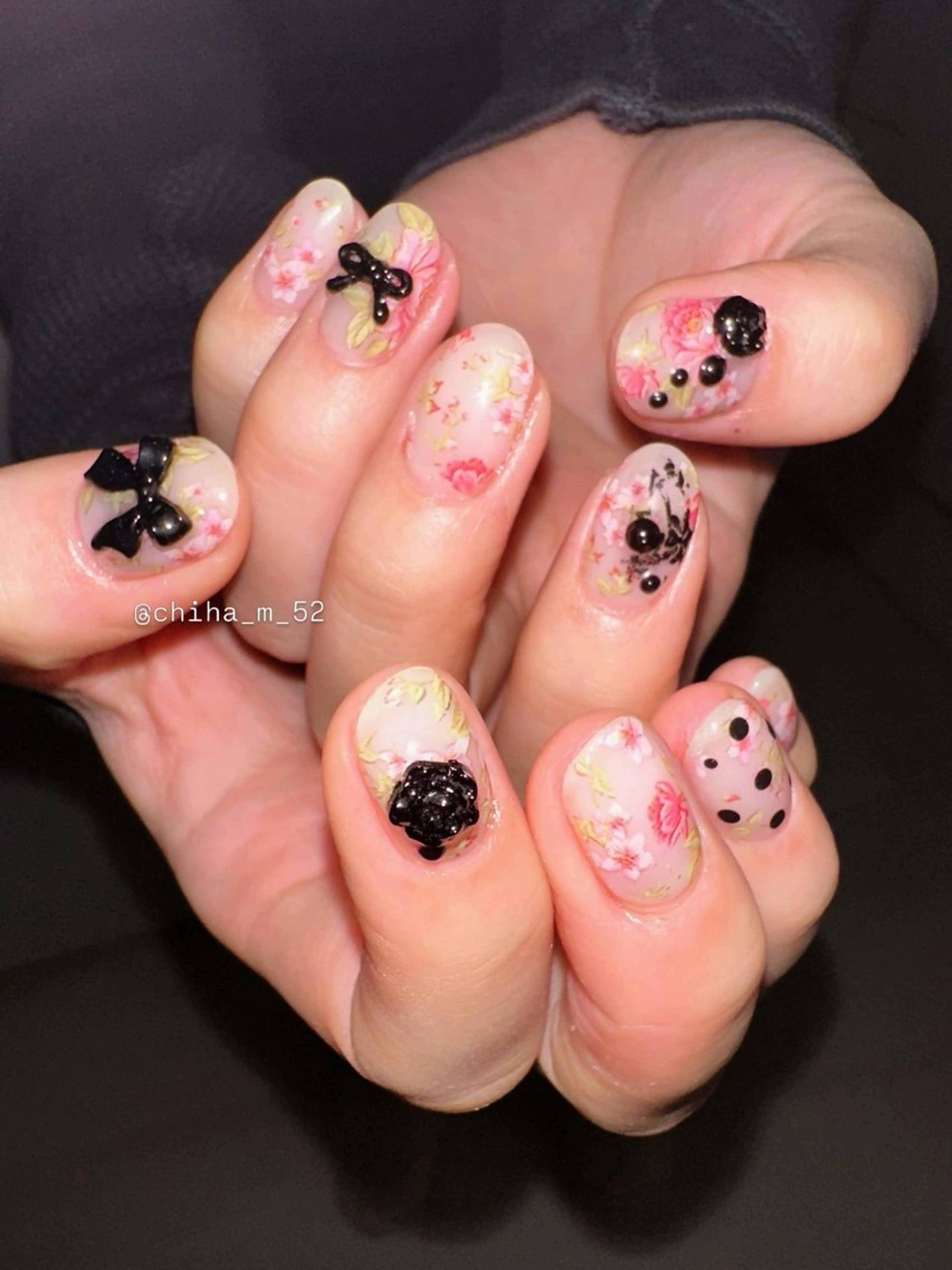 ネイル フラワーネイル ガーリー ハンドネイル チハル ミチハタのネイルデザイン