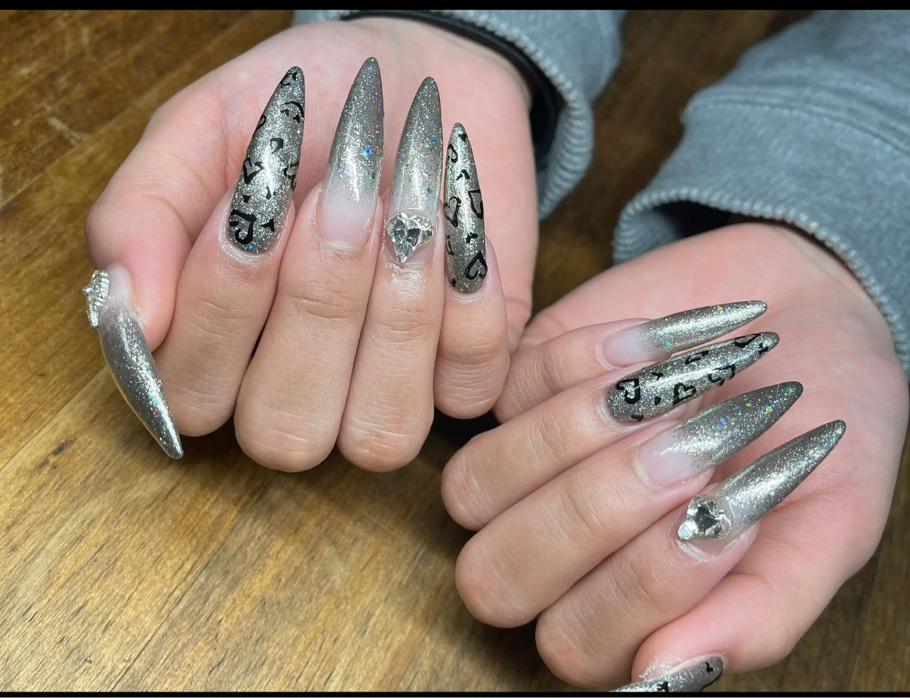 ネイル 美:LOVE Nail所属・Nail Lienのネイルデザイン