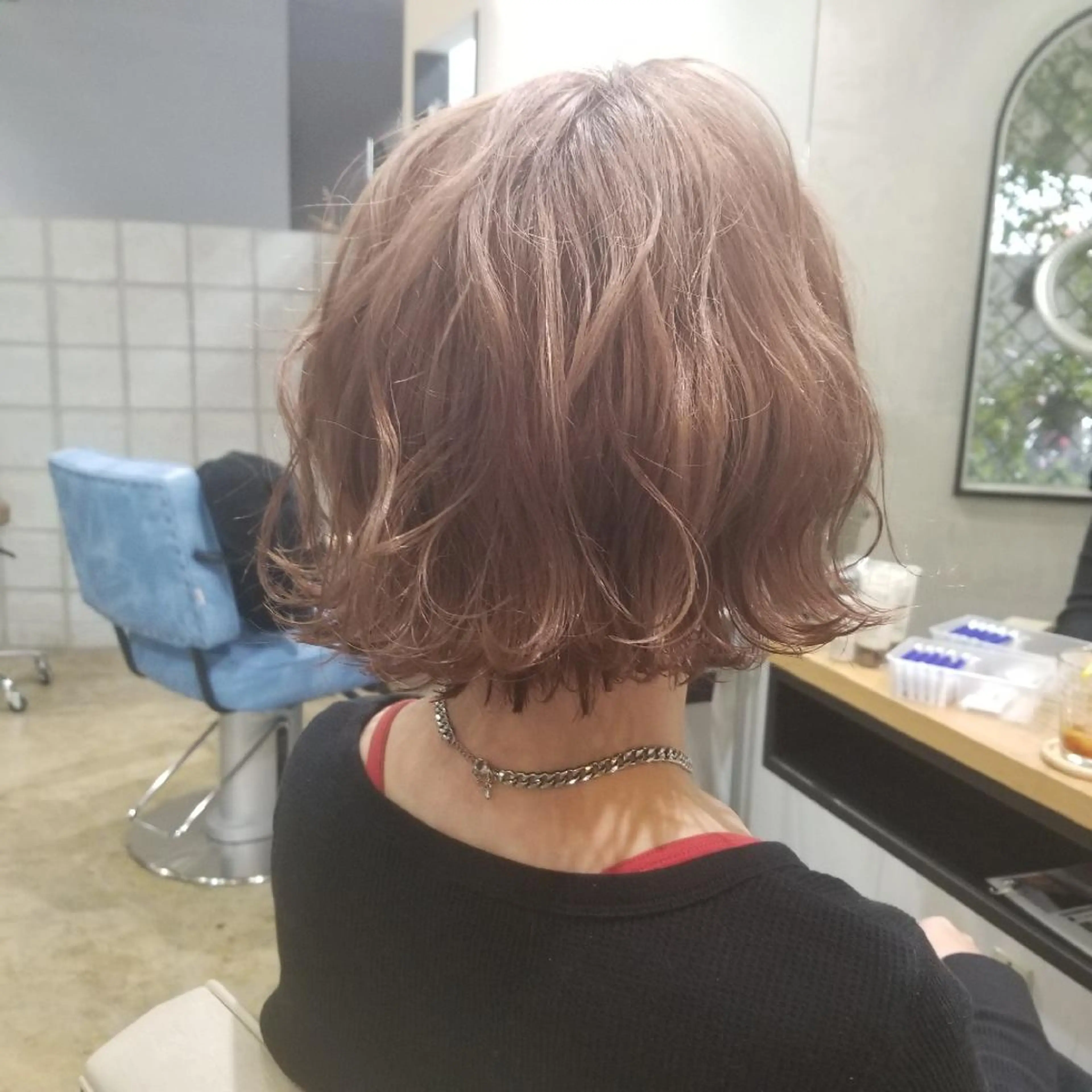 ミディアム カット ヘアカラー Le Lien カジのヘアスタイル